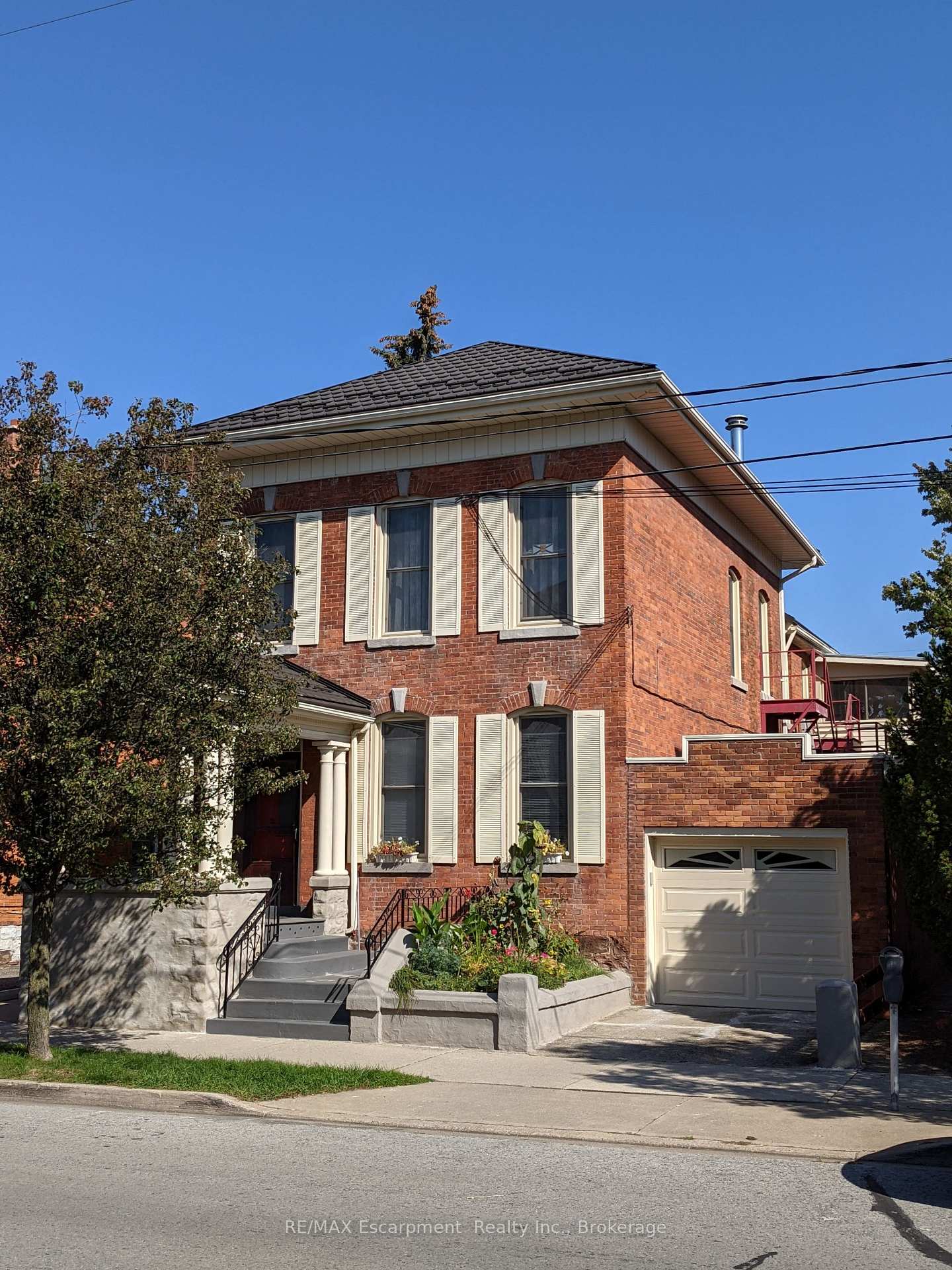 Photo 1 of Unit 5, 158 James Street, St. Catharines, Downtown — HOMEH