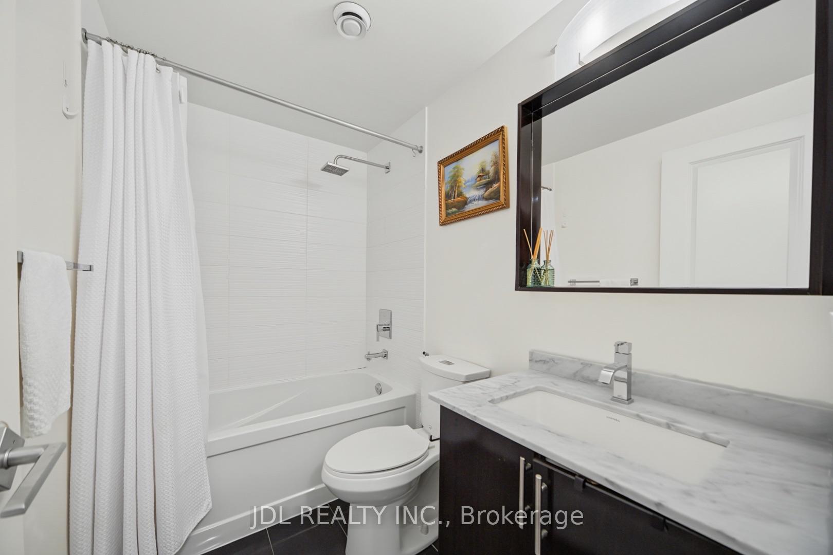 Photo 7 of Unit 902, 7165 Yonge Street, Markham, Grandview — HOMEH