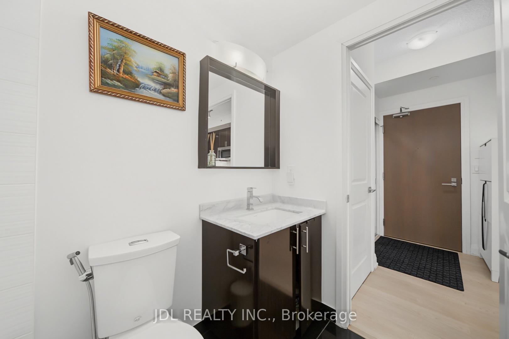 Photo 8 of Unit 902, 7165 Yonge Street, Markham, Grandview — HOMEH