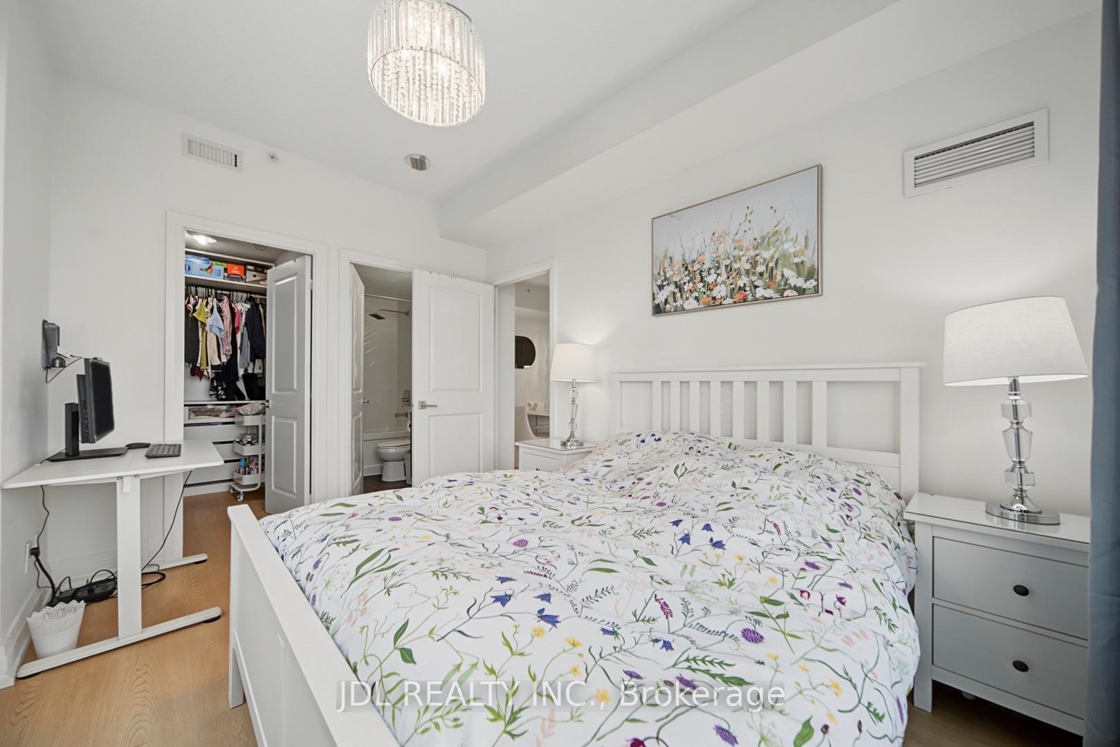 Photo 24 of Unit 902, 7165 Yonge Street, Markham, Grandview — HOMEH