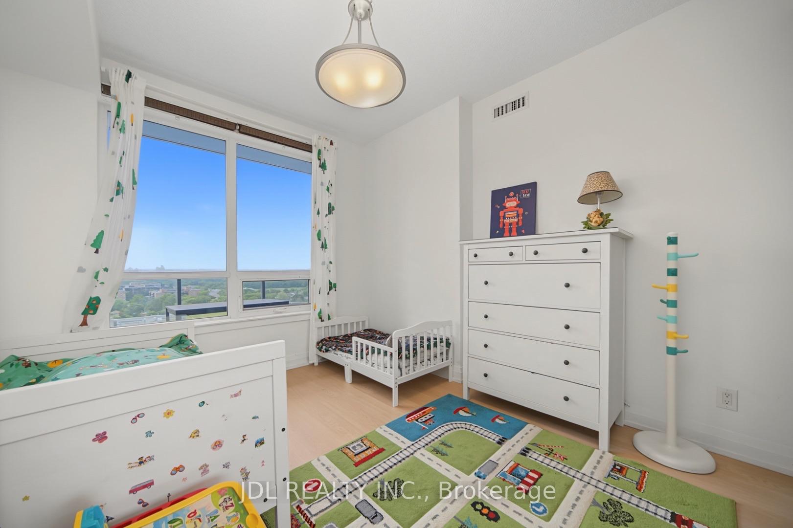 Photo 28 of Unit 902, 7165 Yonge Street, Markham, Grandview — HOMEH