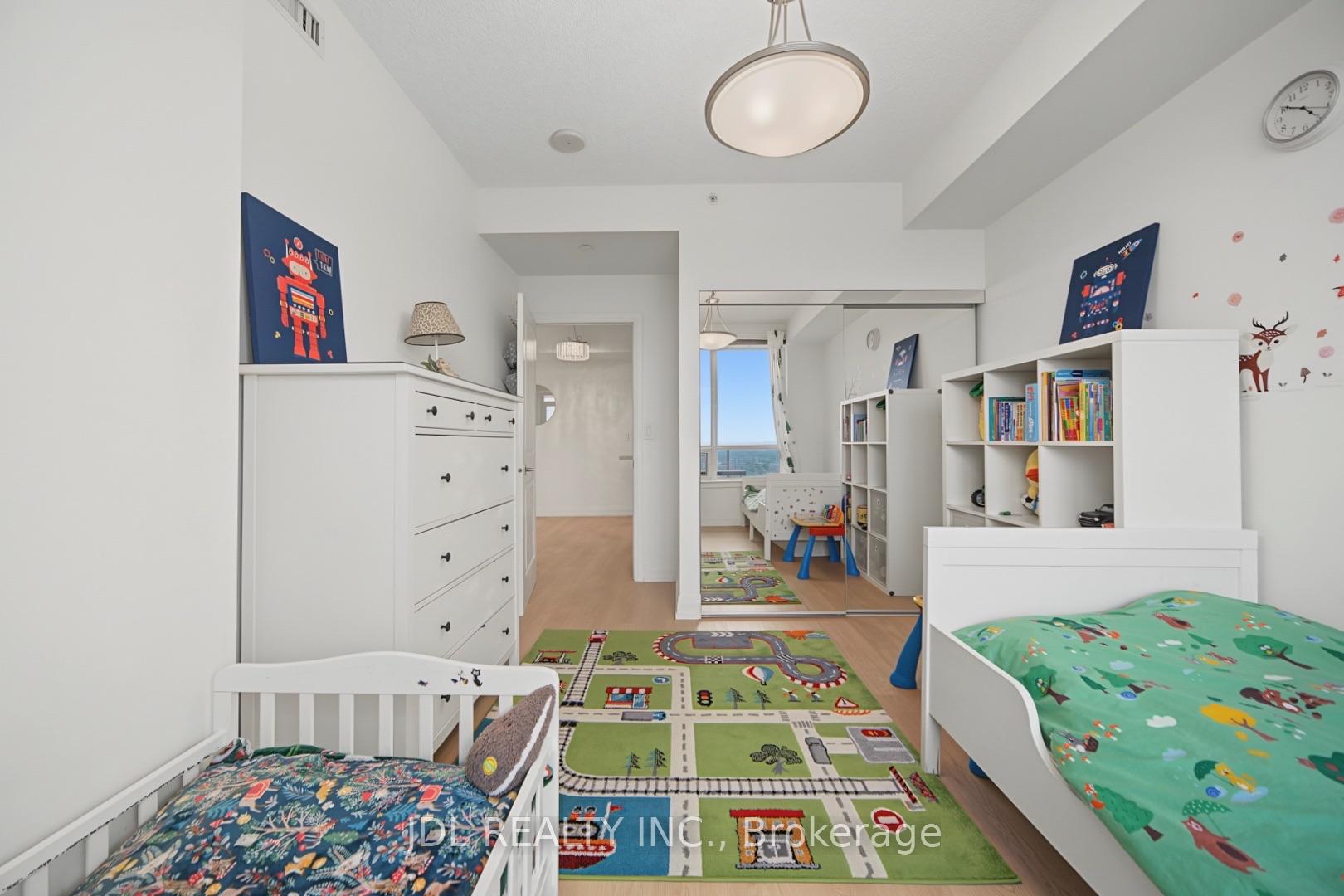Photo 29 of Unit 902, 7165 Yonge Street, Markham, Grandview — HOMEH