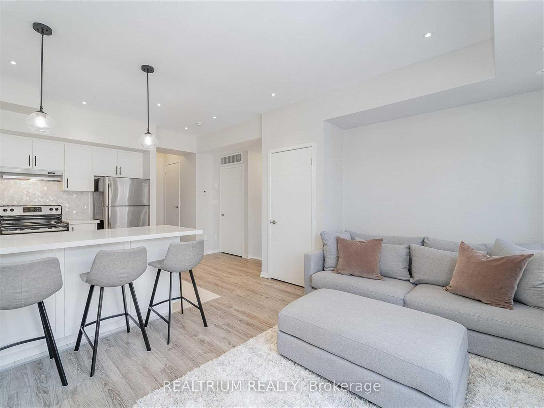 Photo 5 of Unit B09, 26 Bruce Street, Vaughan, East Woodbridge — HOMEH