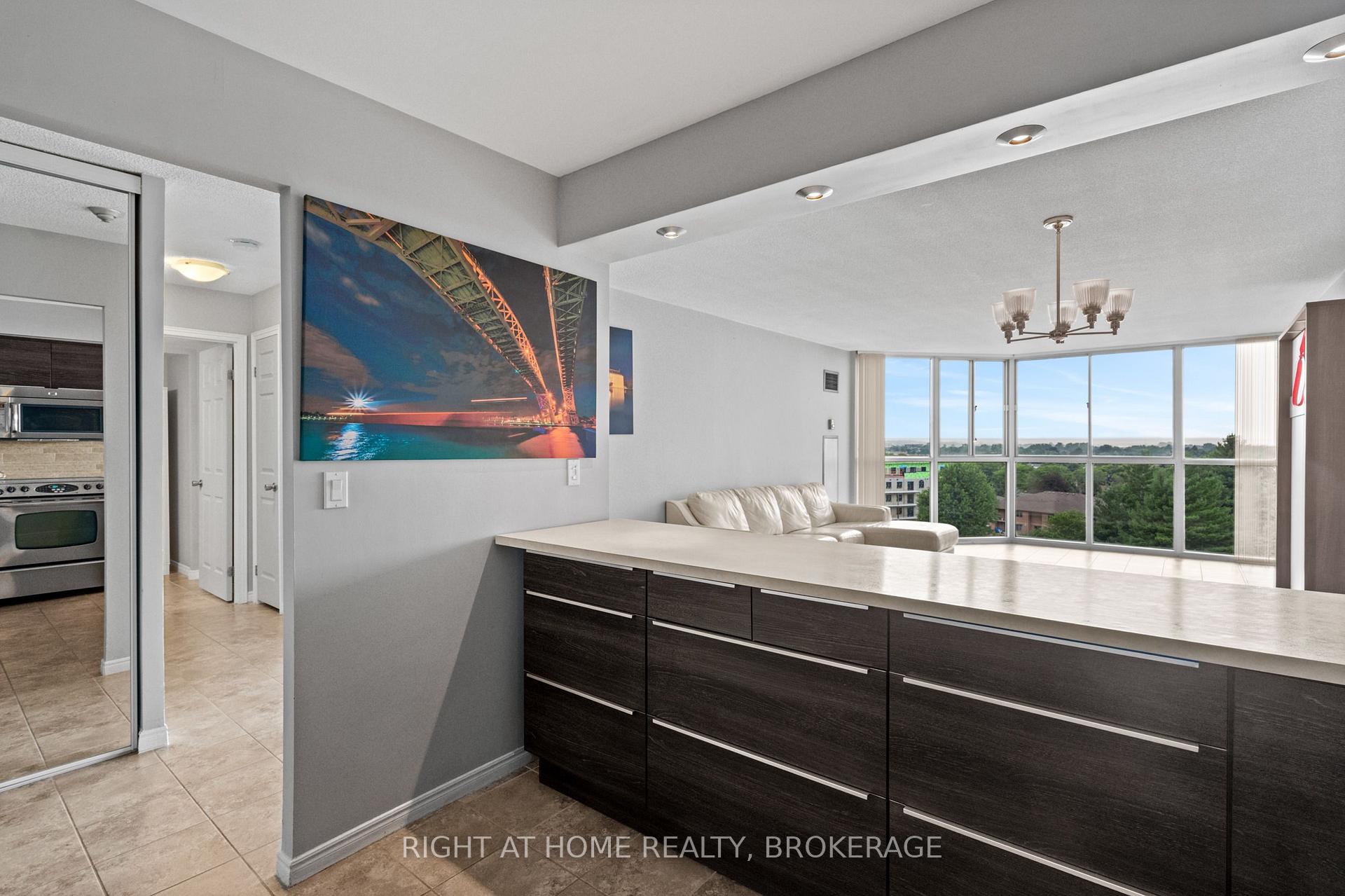 Photo 11 of Unit 801, 162 Martindale Road, St. Catharines, Grapeview — HOMEH