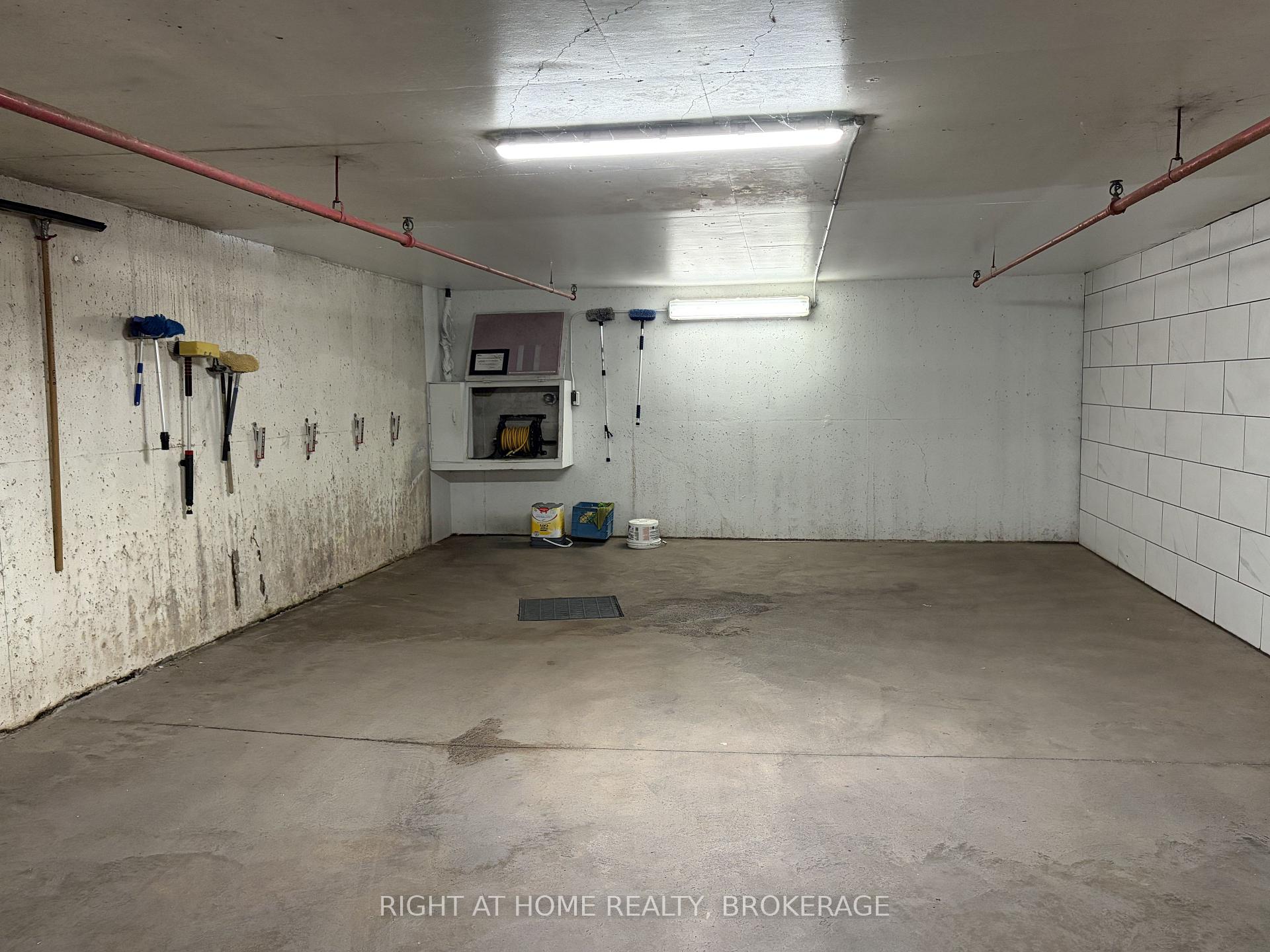 Photo 32 of Unit 801, 162 Martindale Road, St. Catharines, Grapeview — HOMEH