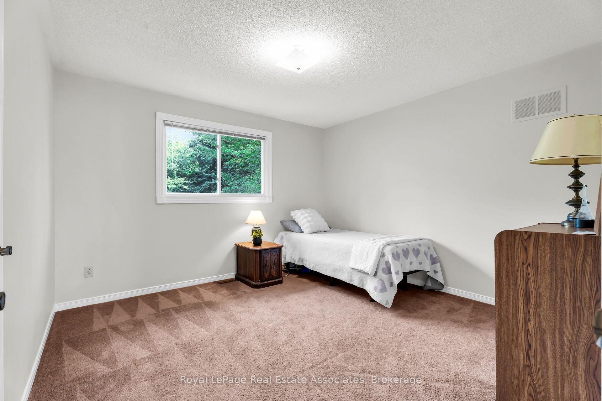 Photo 27 of 82 Turtlecreek Boulevard, Brampton, Fletcher's Creek South — HOMEH