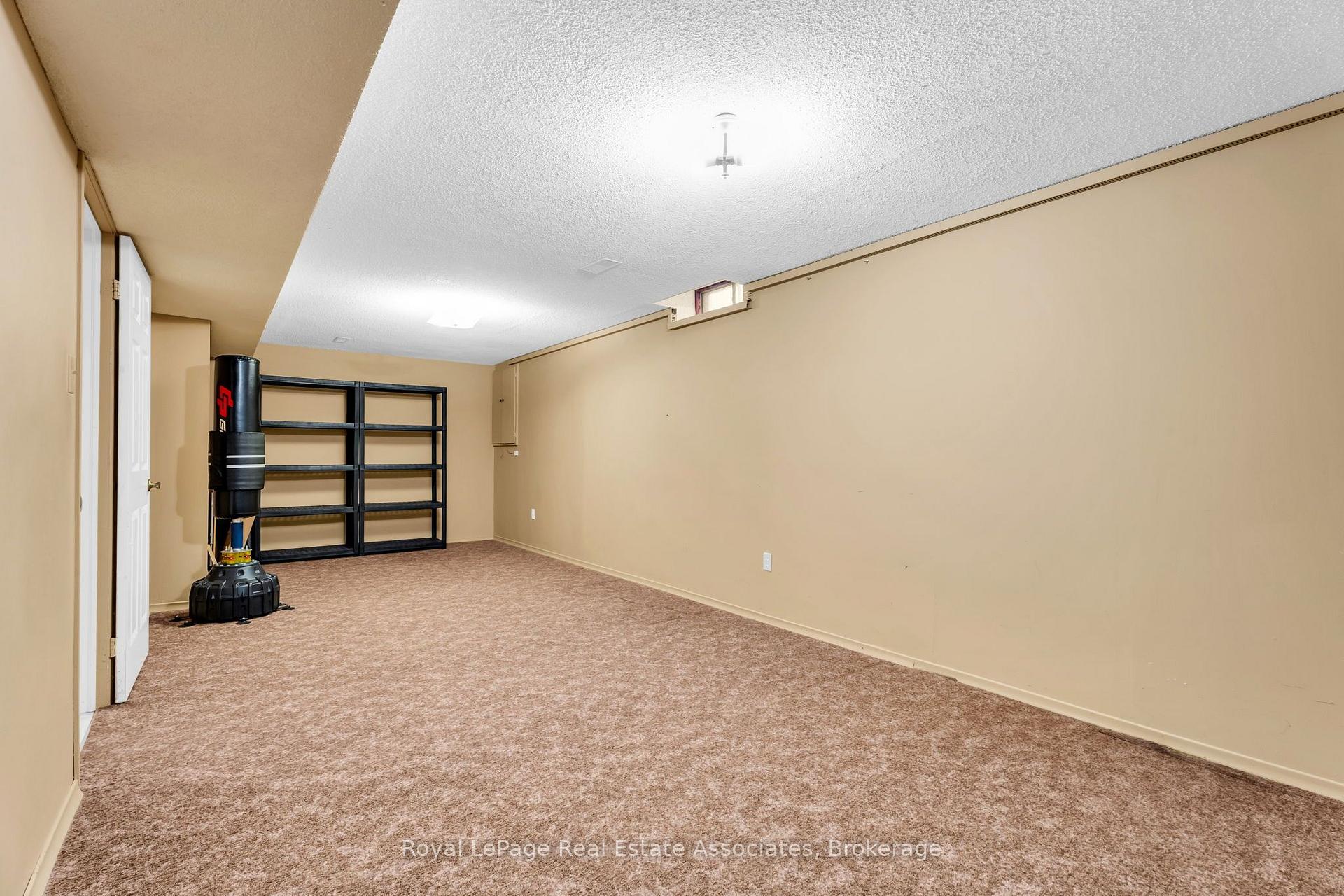Photo 32 of 82 Turtlecreek Boulevard, Brampton, Fletcher's Creek South — HOMEH