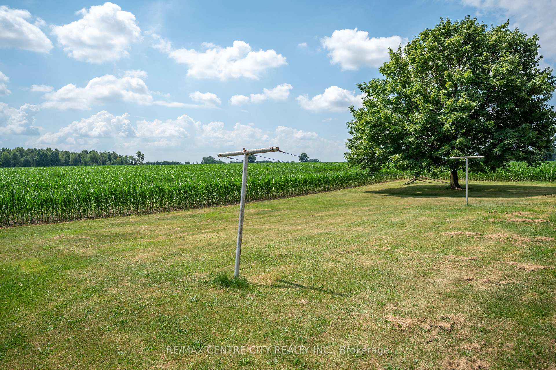Photo 6 of 4943 Falconbridge Drive, Southwest Middlesex, Rural Southwest Middlesex — HOMEH