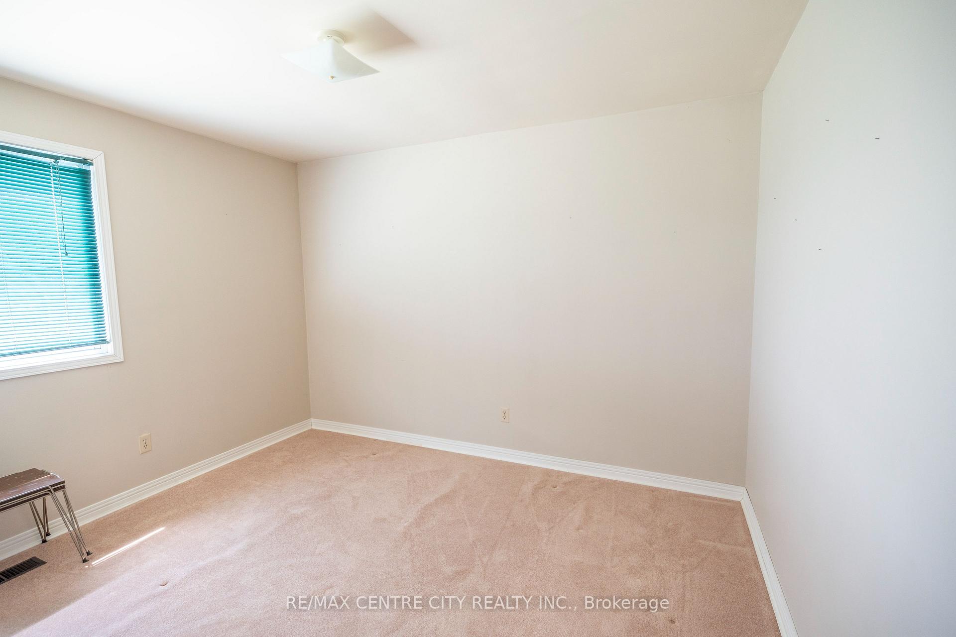 Photo 28 of 4943 Falconbridge Drive, Southwest Middlesex, Rural Southwest Middlesex — HOMEH
