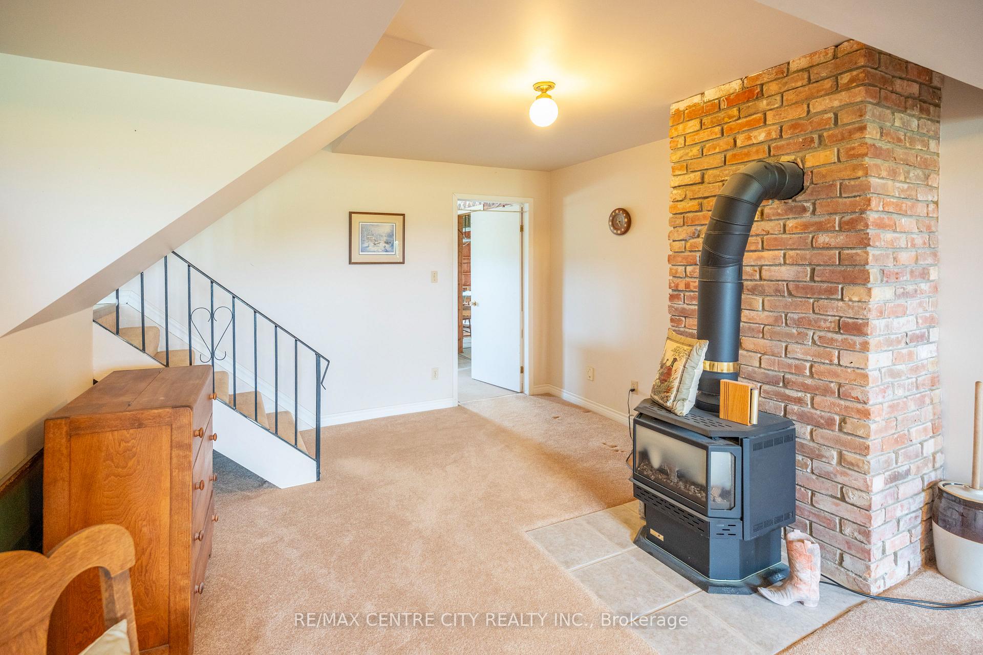 Photo 32 of 4943 Falconbridge Drive, Southwest Middlesex, Rural Southwest Middlesex — HOMEH