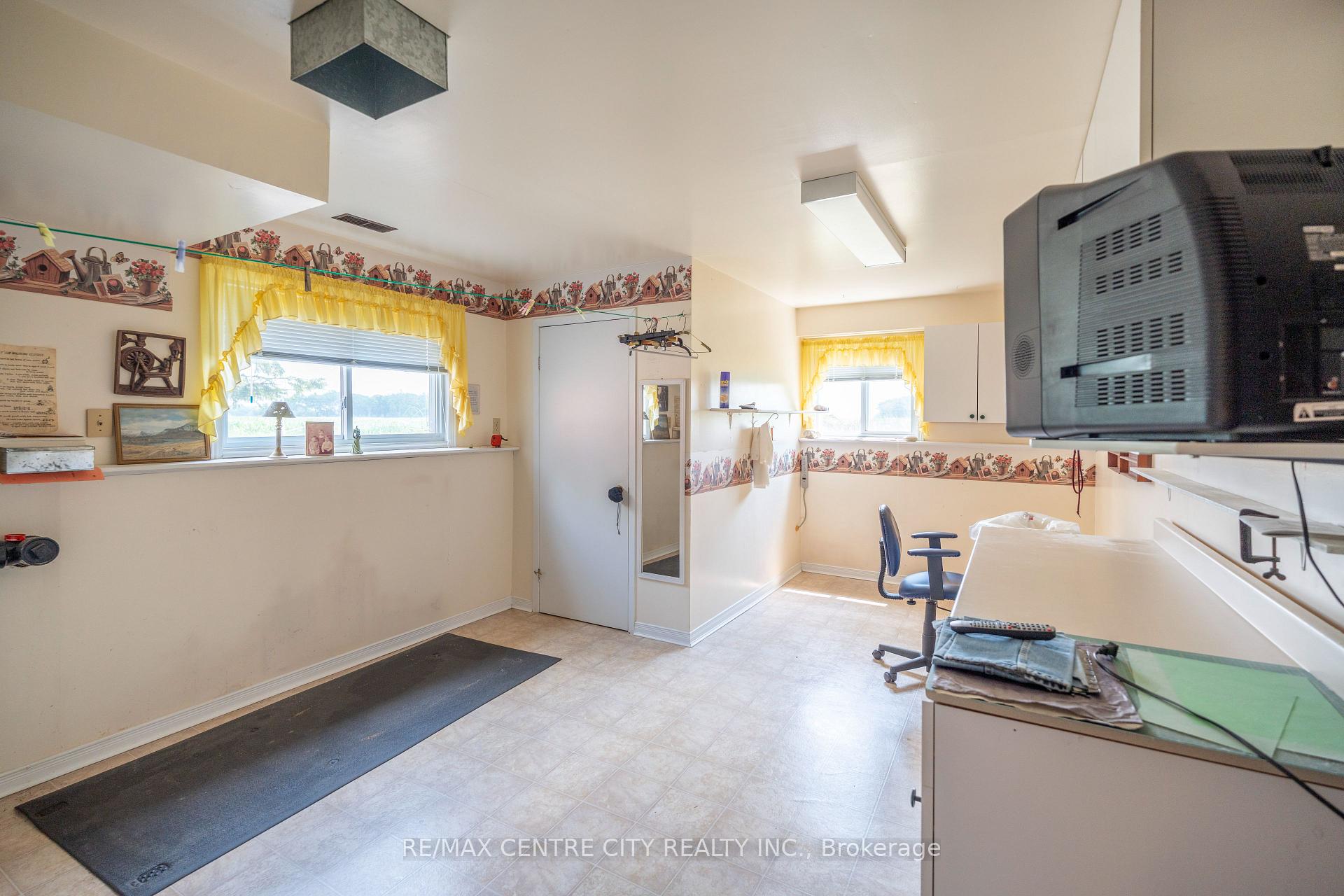 Photo 38 of 4943 Falconbridge Drive, Southwest Middlesex, Rural Southwest Middlesex — HOMEH