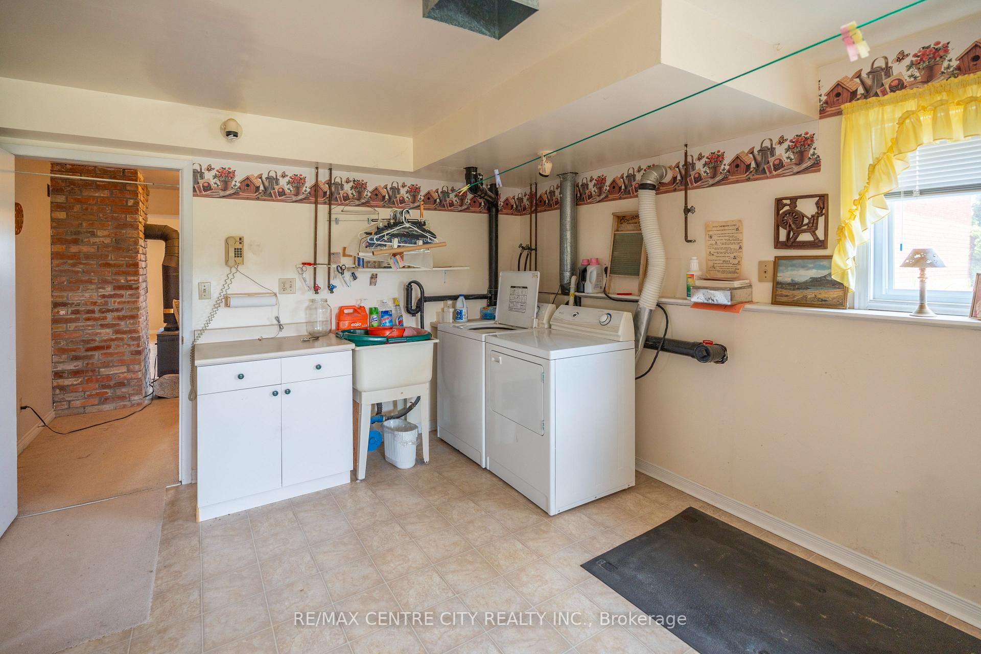Photo 41 of 4943 Falconbridge Drive, Southwest Middlesex, Rural Southwest Middlesex — HOMEH