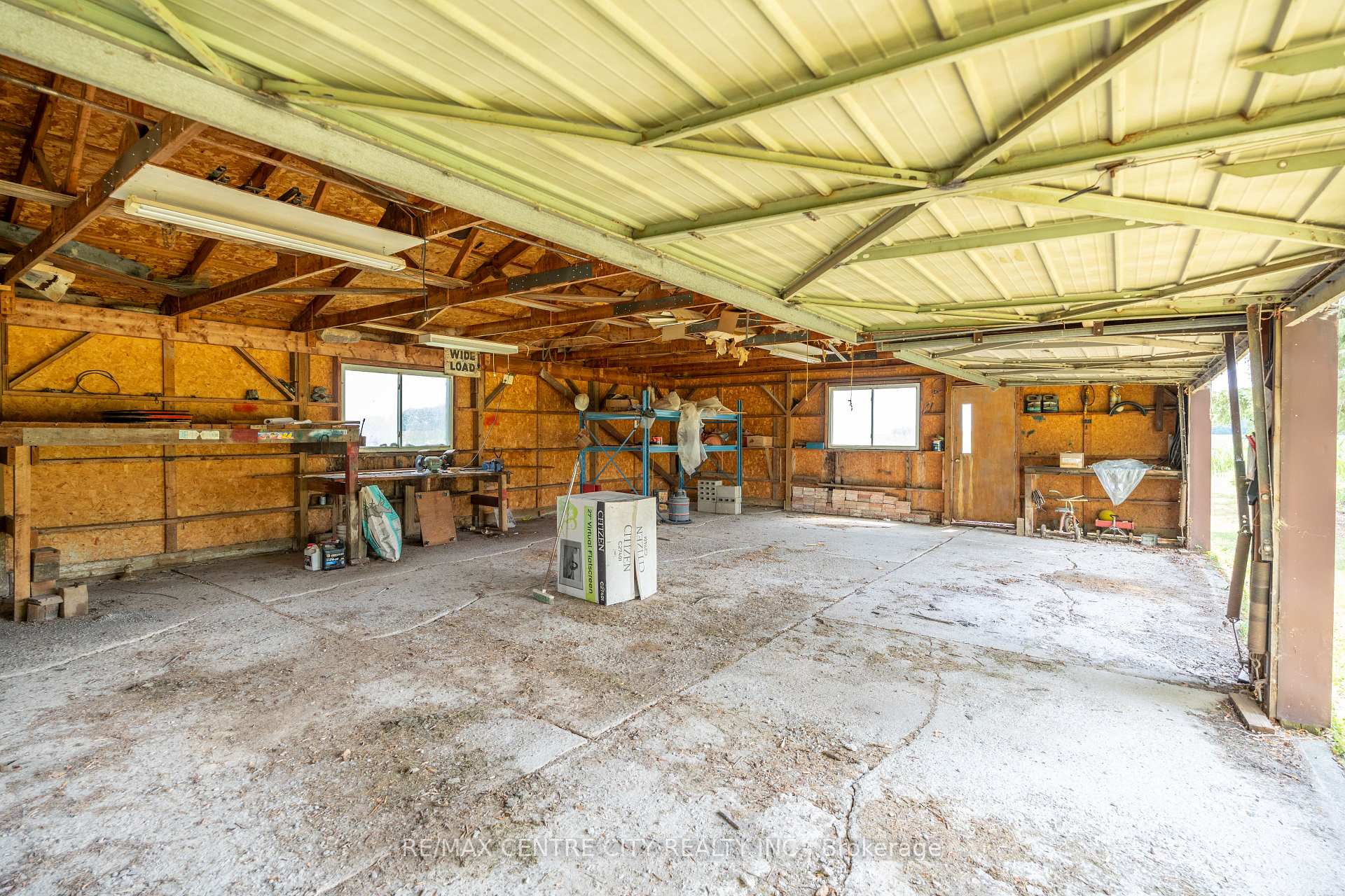 Photo 45 of 4943 Falconbridge Drive, Southwest Middlesex, Rural Southwest Middlesex — HOMEH
