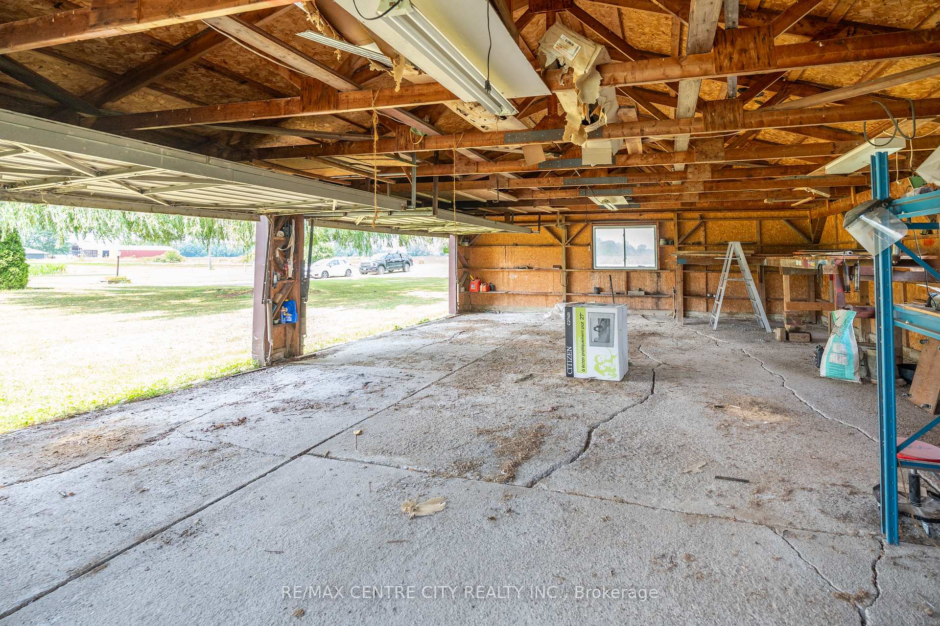 Photo 46 of 4943 Falconbridge Drive, Southwest Middlesex, Rural Southwest Middlesex — HOMEH