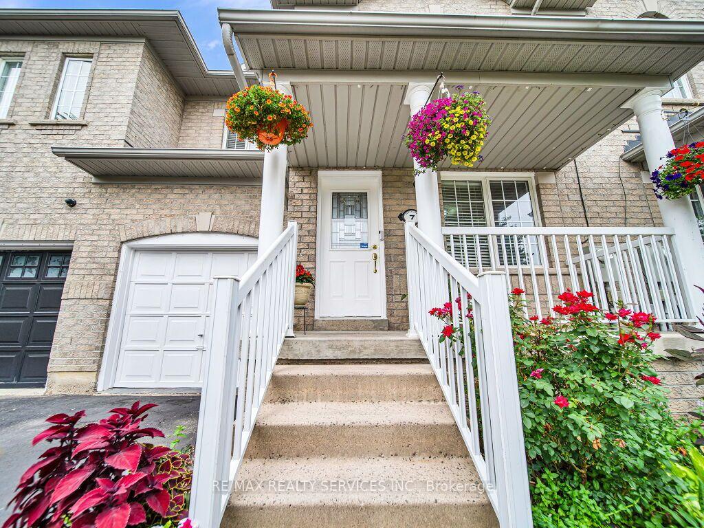 Photo 5 of 7 Olivett Lane, Brampton, Fletcher's Meadow — HOMEH