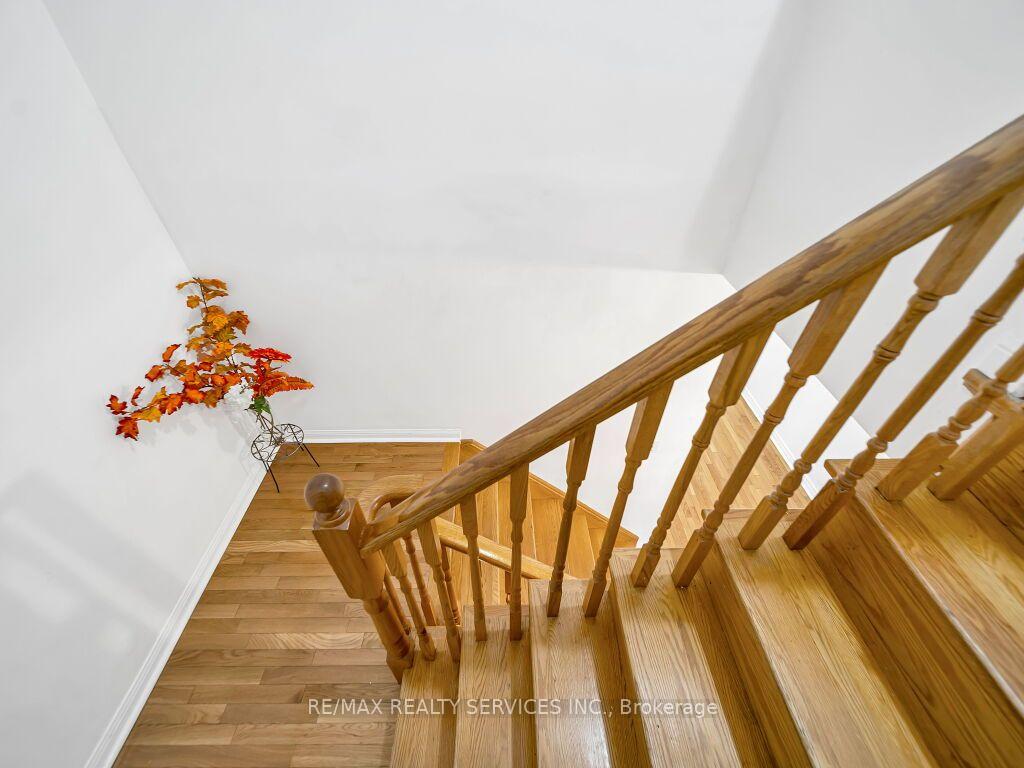 Photo 24 of 7 Olivett Lane, Brampton, Fletcher's Meadow — HOMEH