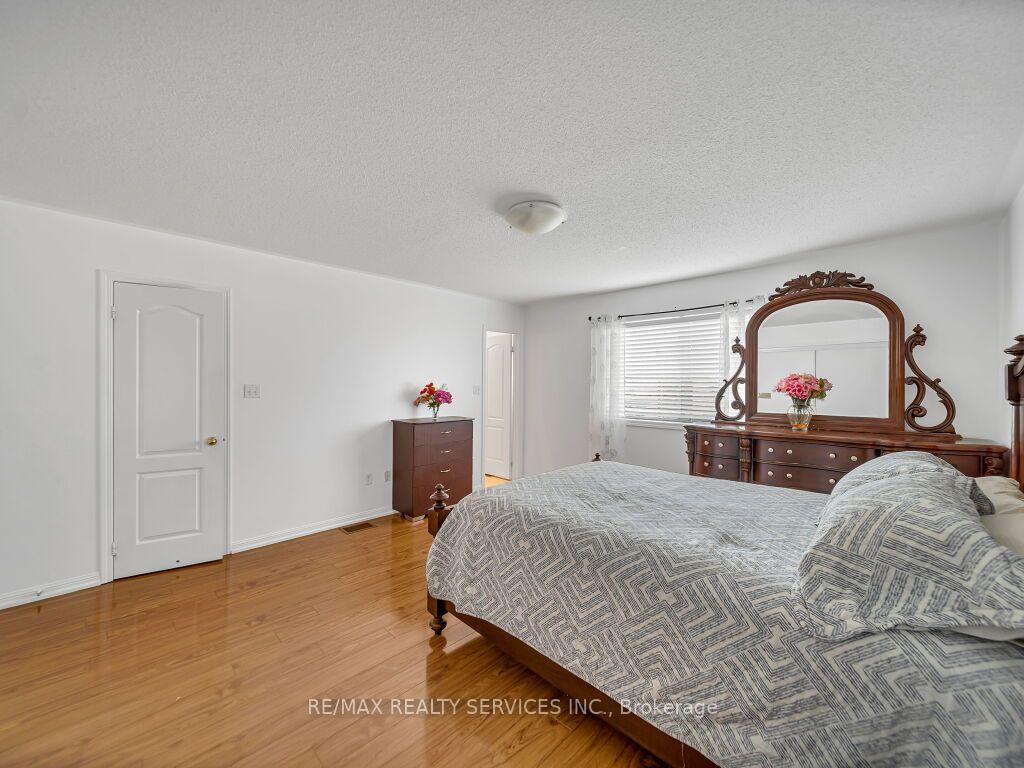 Photo 26 of 7 Olivett Lane, Brampton, Fletcher's Meadow — HOMEH