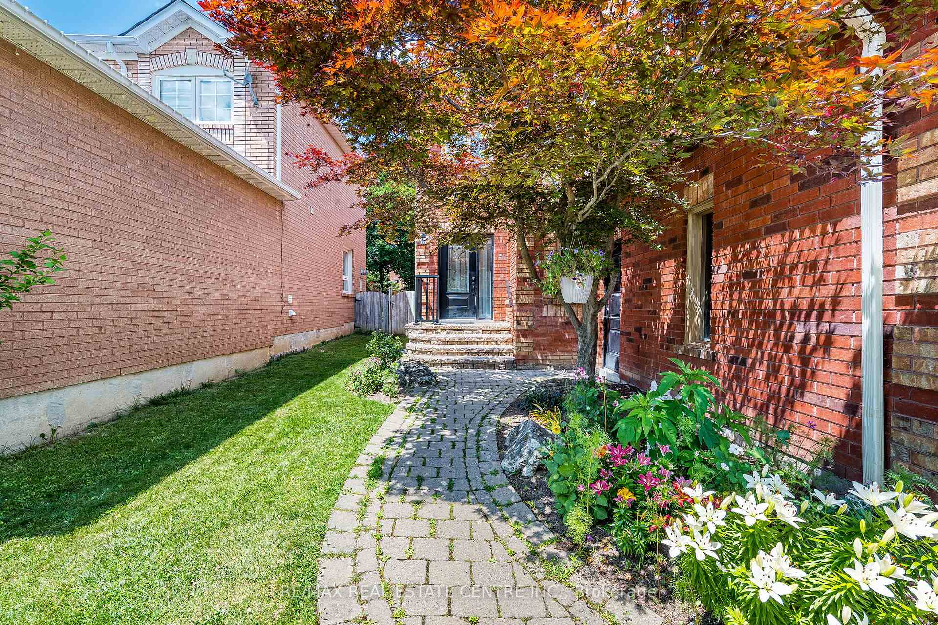 Photo 3 of 14231 Argyll Road, Halton Hills, Georgetown — HOMEH