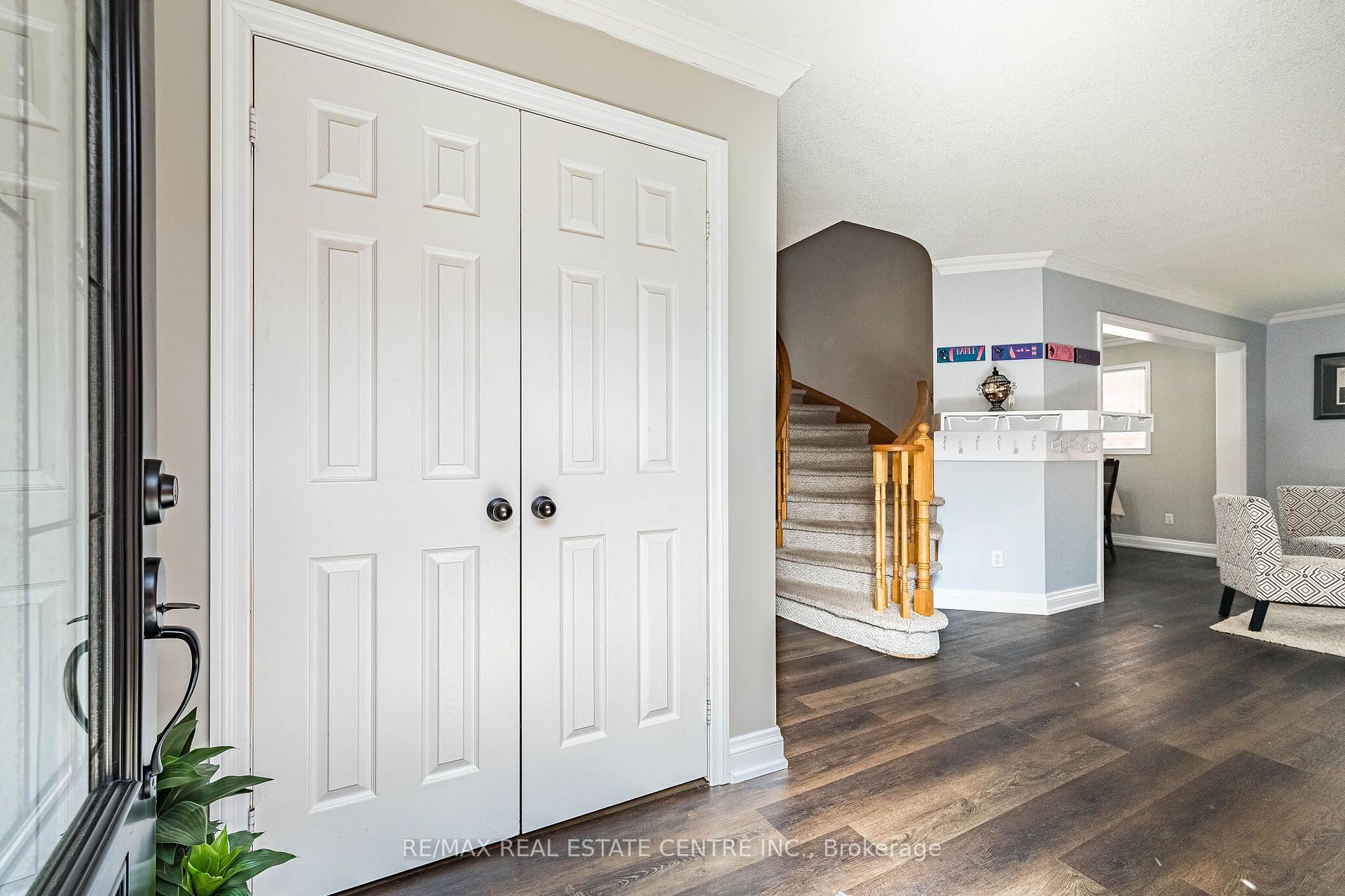 Photo 7 of 14231 Argyll Road, Halton Hills, Georgetown — HOMEH