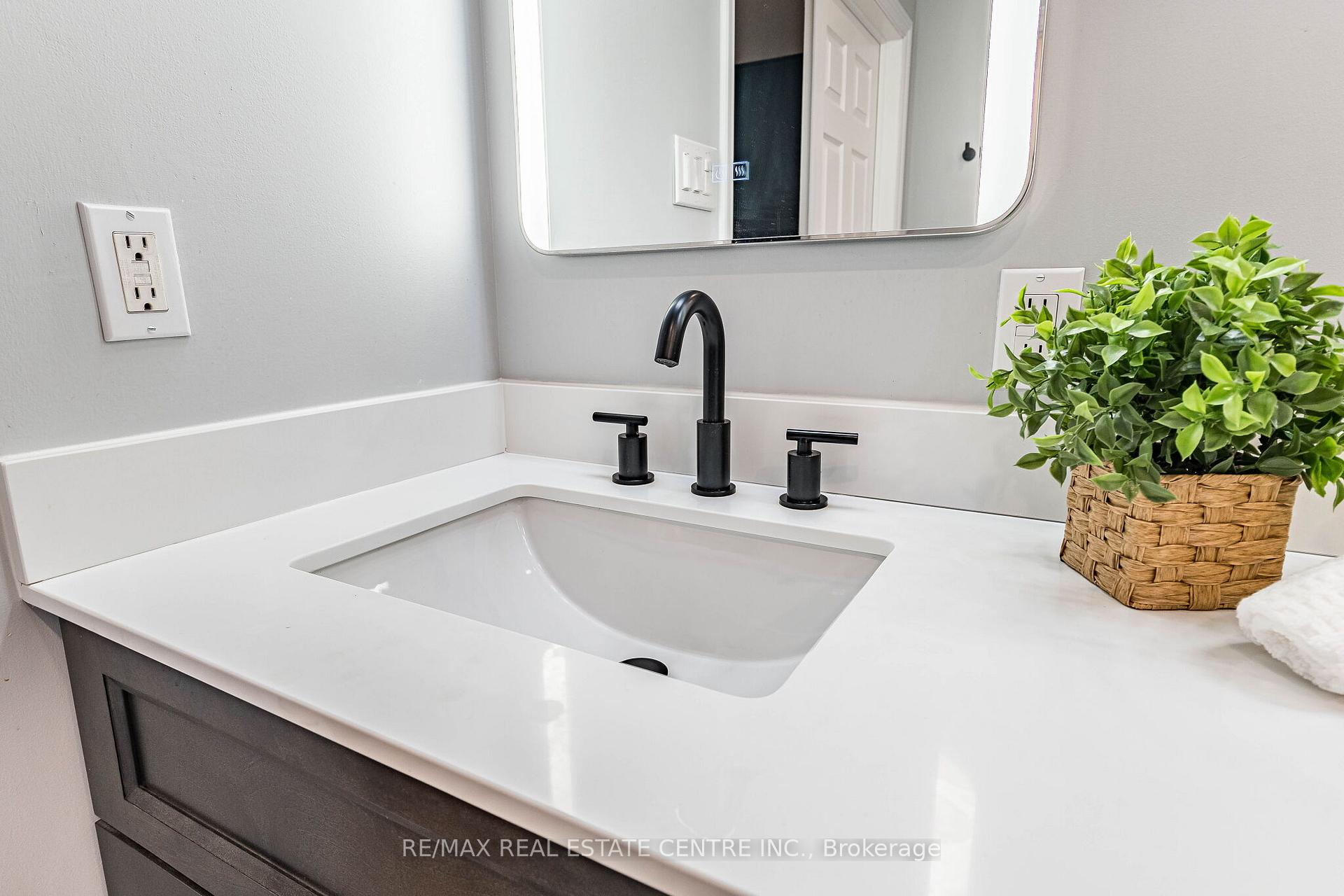 Photo 31 of 14231 Argyll Road, Halton Hills, Georgetown — HOMEH