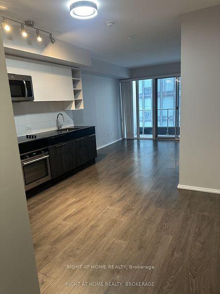 Front of Unit 1507, 68 Shuter Street