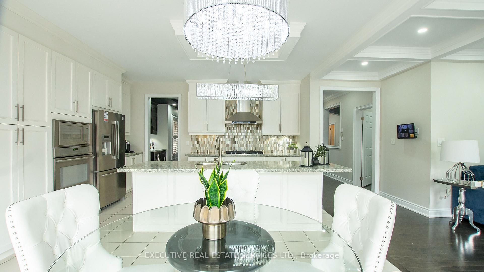 Photo 25 of 22 Valleyway Drive, Brampton, Credit Valley — HOMEH