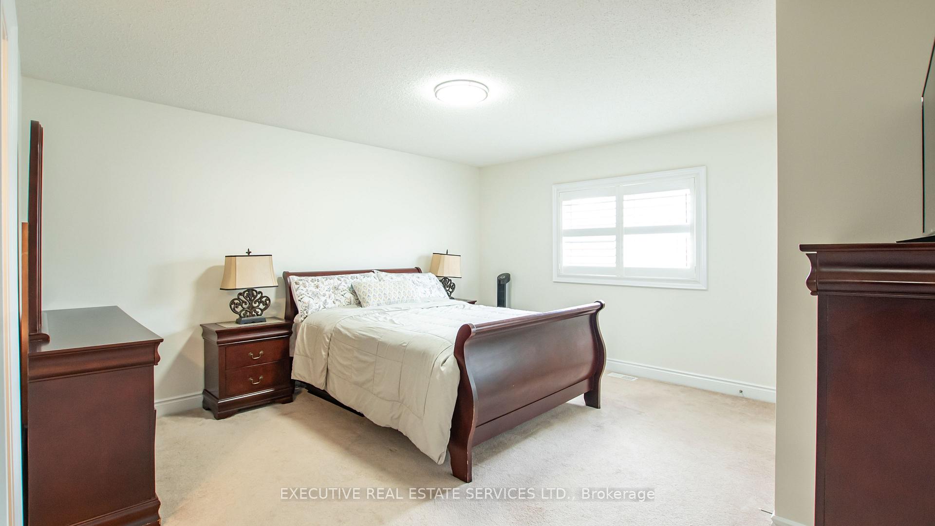 Photo 36 of 22 Valleyway Drive, Brampton, Credit Valley — HOMEH
