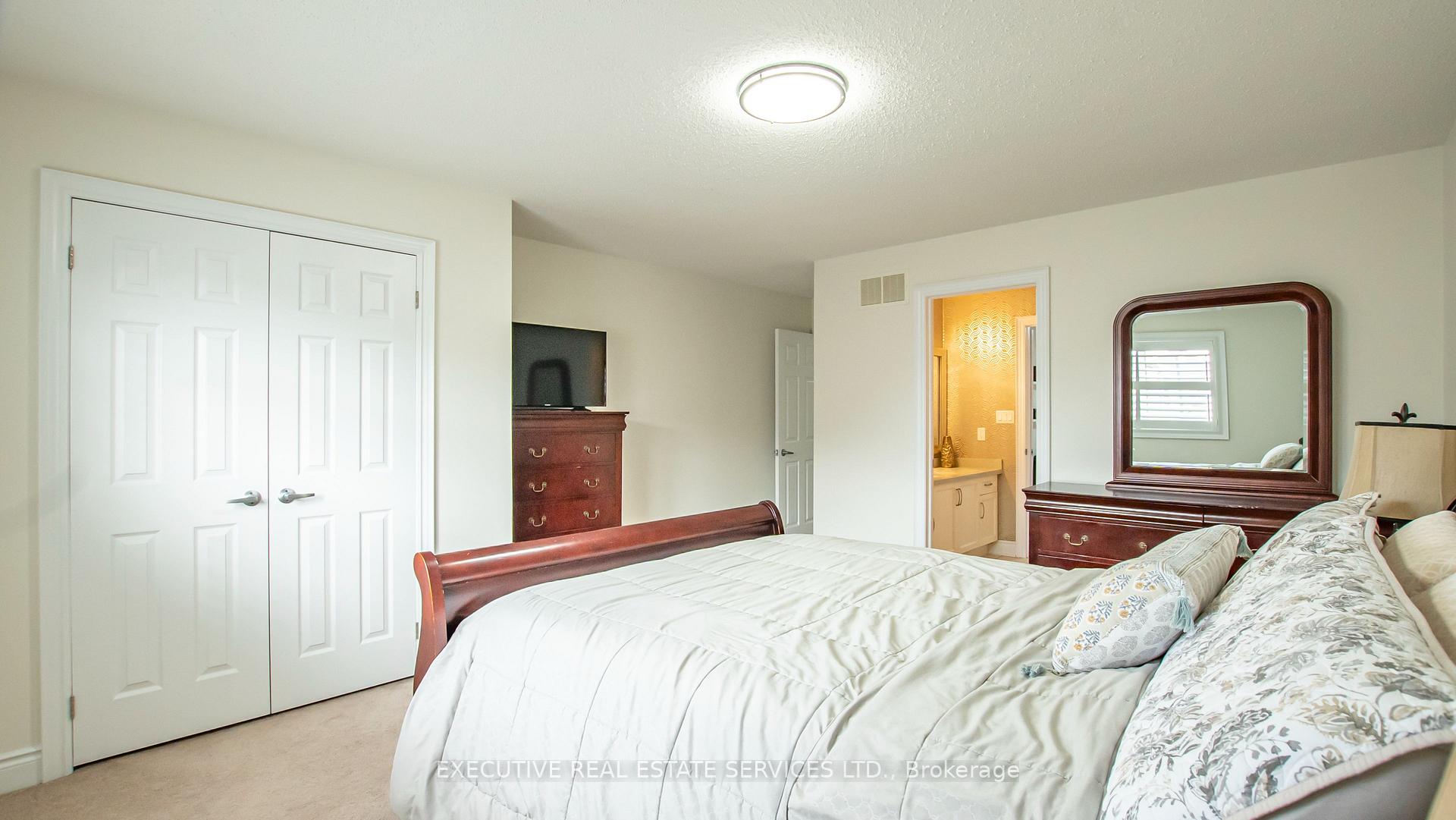 Photo 37 of 22 Valleyway Drive, Brampton, Credit Valley — HOMEH