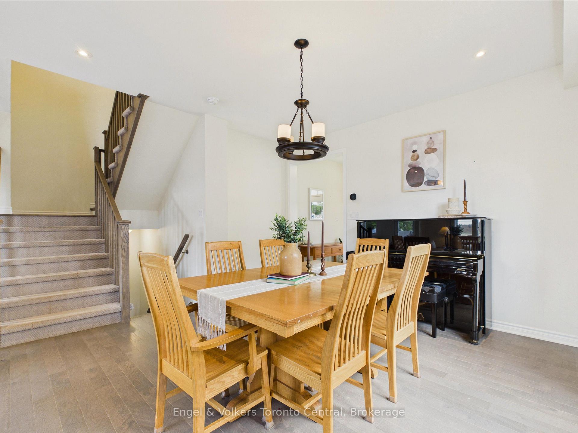 Photo 10 of 3 Browning Boulevard, Bracebridge, Macaulay — HOMEH
