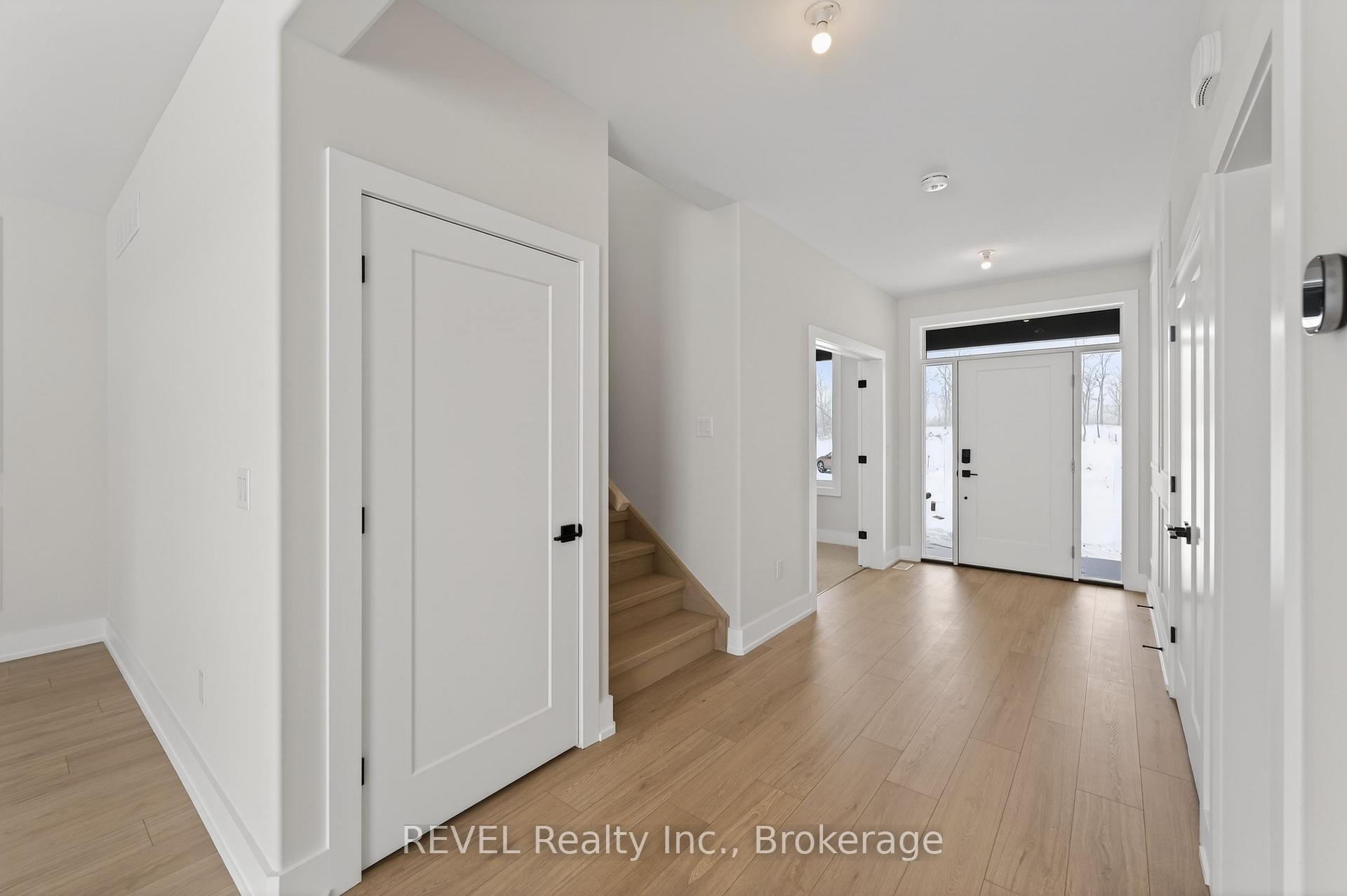 Photo 7 of 32 Anchor Road, Thorold, Allanburg/Thorold South — HOMEH
