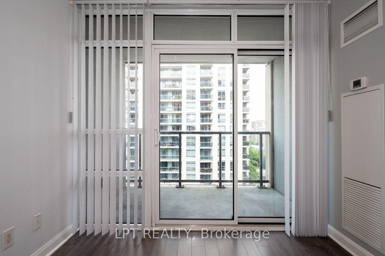 Photo 25 of 1 Michael Power Place, Etobicoke, Islington-City Centre West — HOMEH