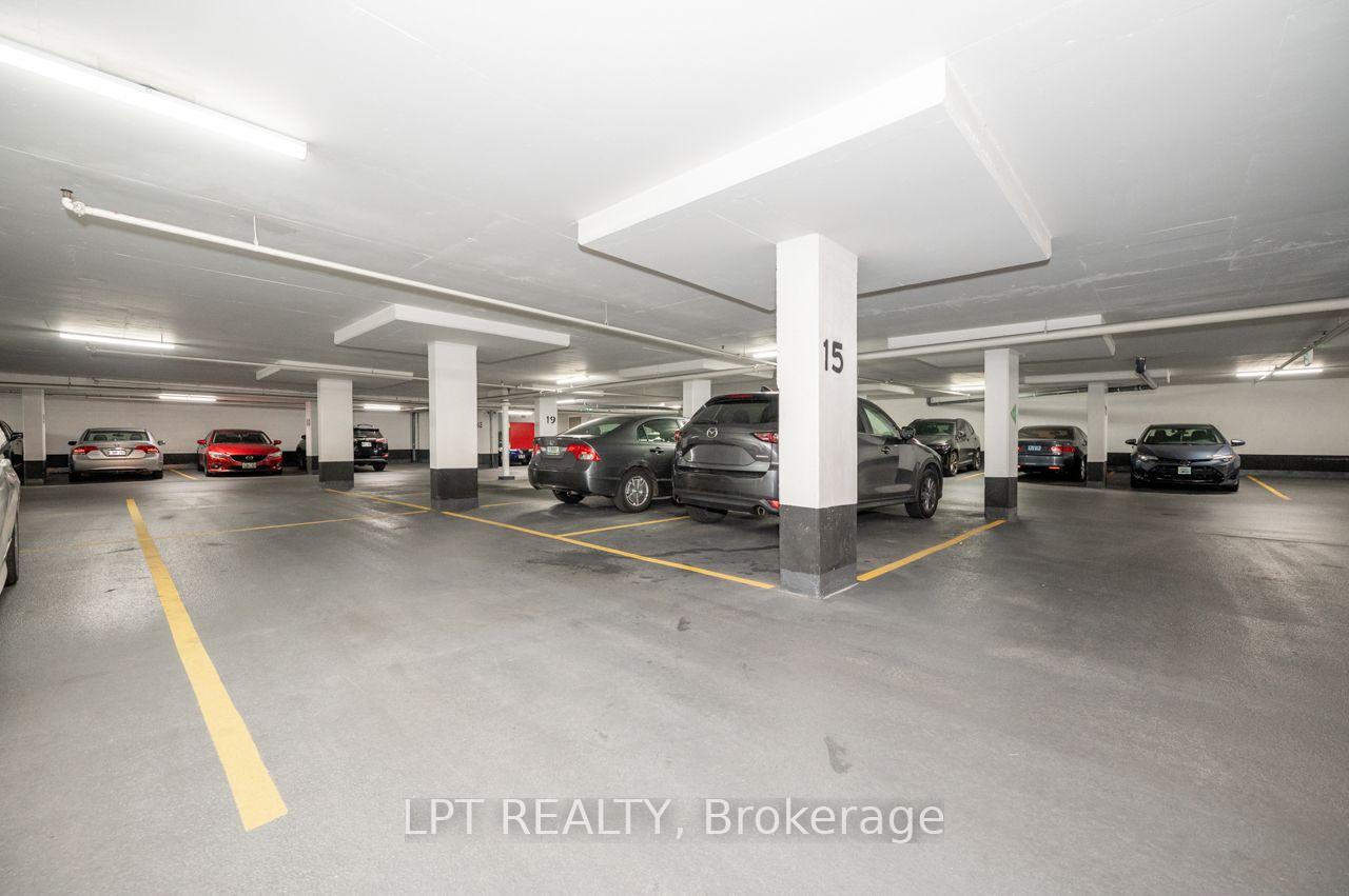 Photo 37 of 1 Michael Power Place, Etobicoke, Islington-City Centre West — HOMEH