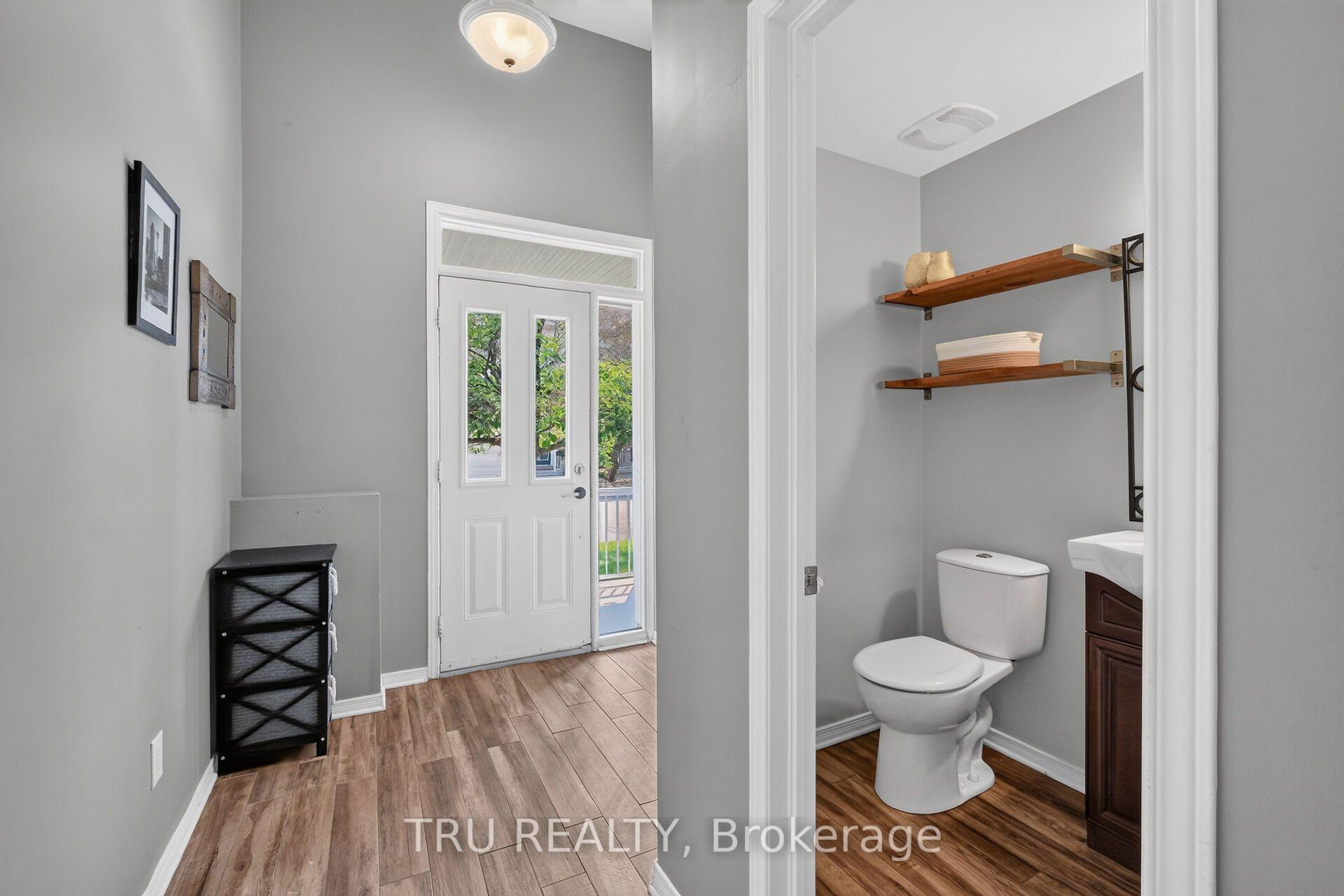 Photo 6 of 258 Parkrose Private, Ottawa, Chatelaine Village — HOMEH
