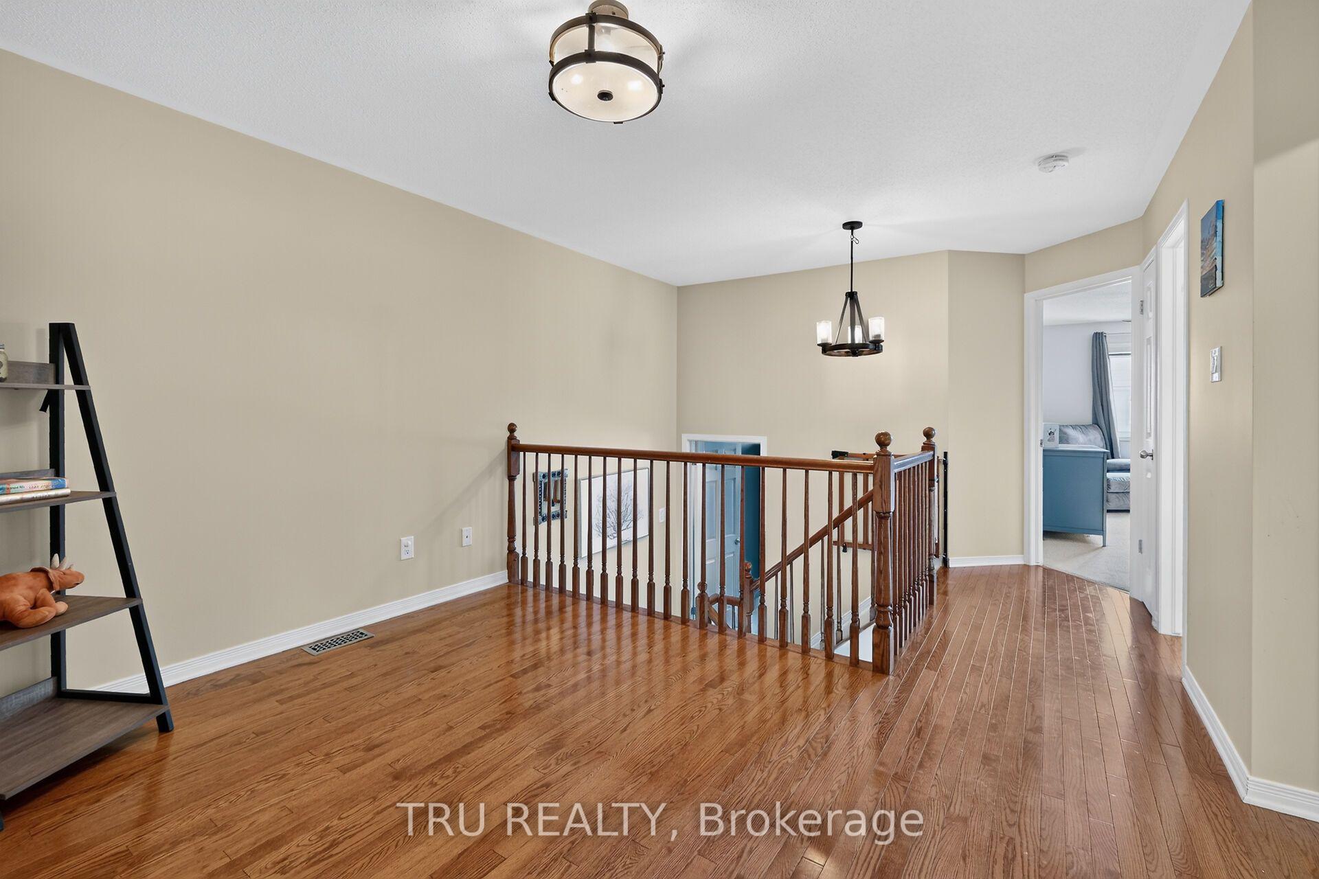 Photo 22 of 258 Parkrose Private, Ottawa, Chatelaine Village — HOMEH