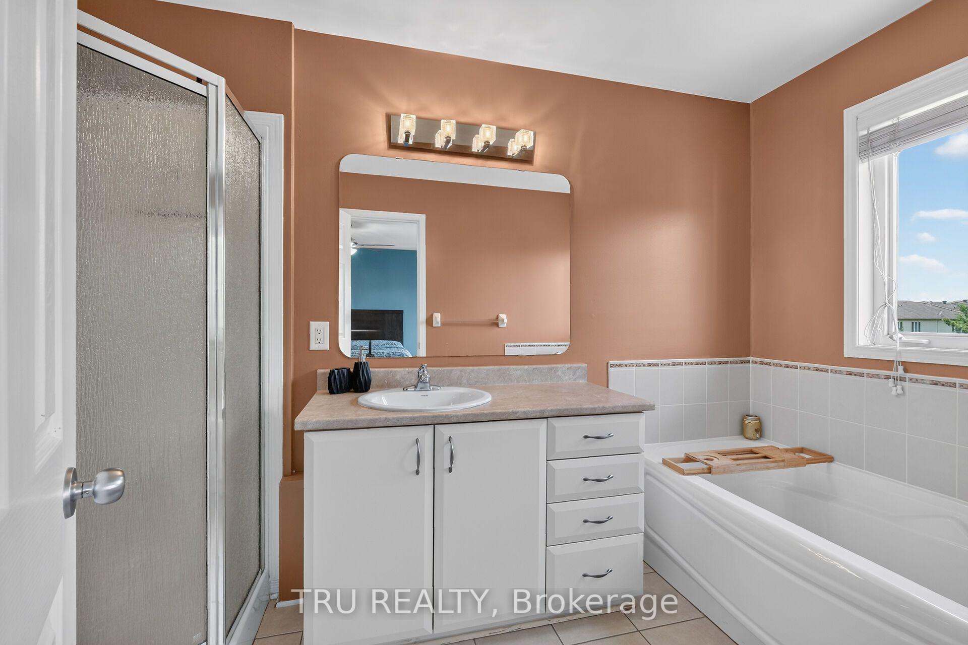 Photo 25 of 258 Parkrose Private, Ottawa, Chatelaine Village — HOMEH