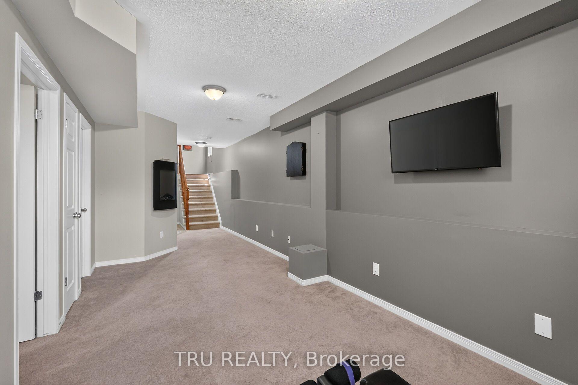 Photo 31 of 258 Parkrose Private, Ottawa, Chatelaine Village — HOMEH