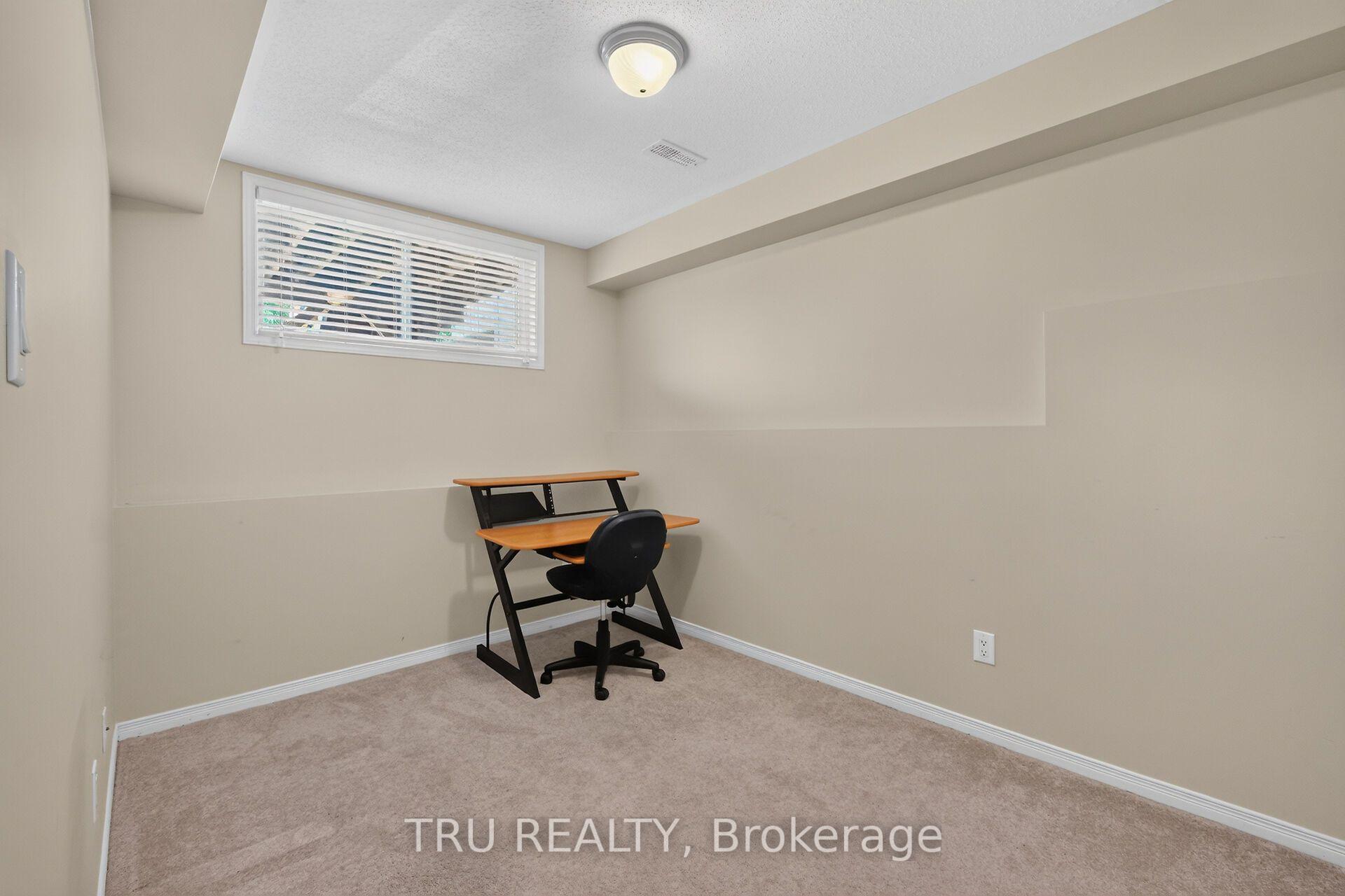 Photo 32 of 258 Parkrose Private, Ottawa, Chatelaine Village — HOMEH