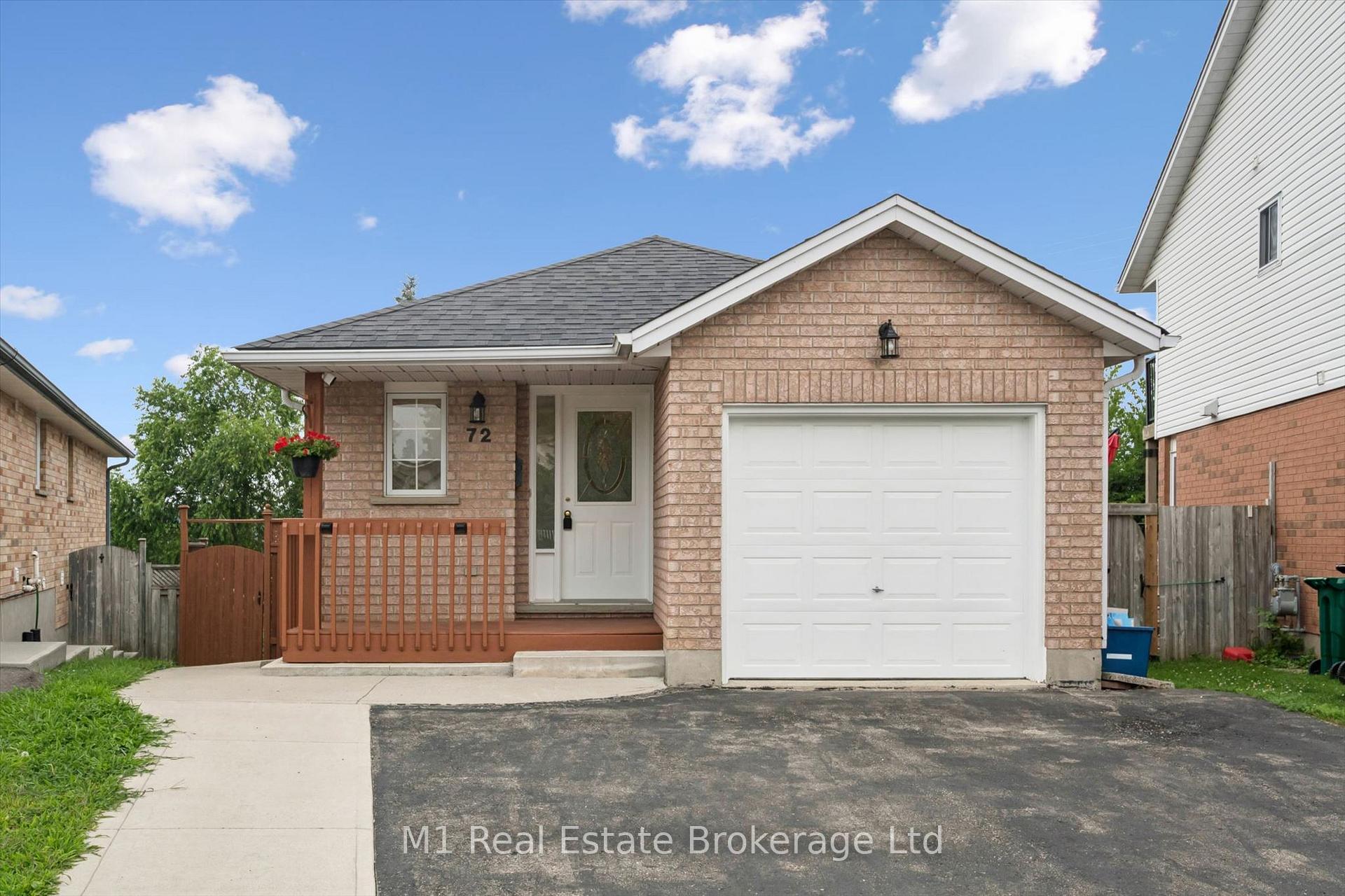 Photo 1 of 72 Orchid Crescent, Kitchener, Larentian West — HOMEH