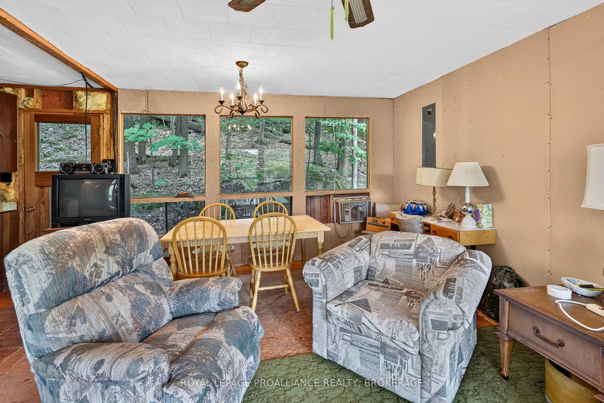 Photo 23 of 119 Cliff View Lane, Frontenac, Frontenac South — HOMEH