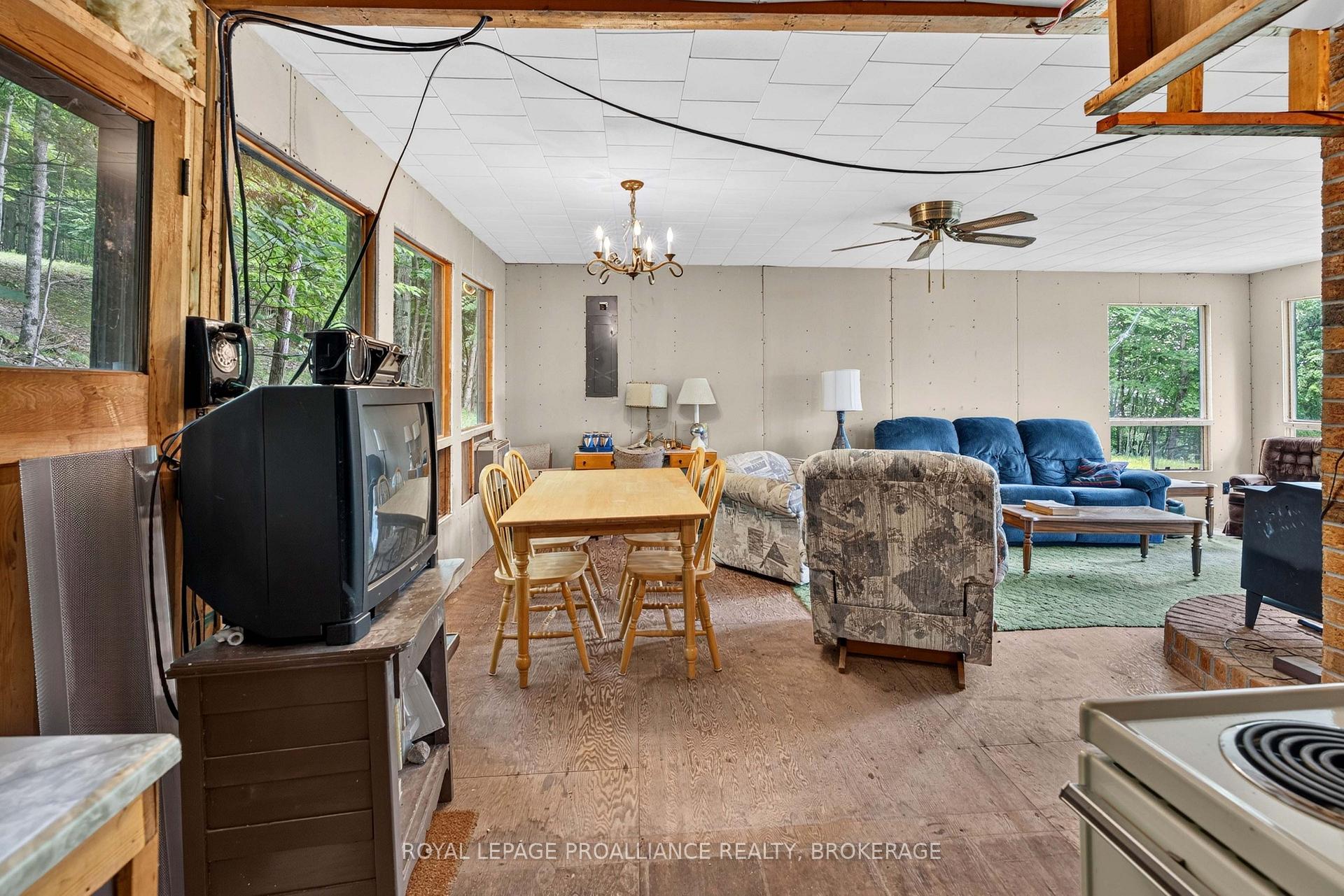 Photo 24 of 119 Cliff View Lane, Frontenac, Frontenac South — HOMEH