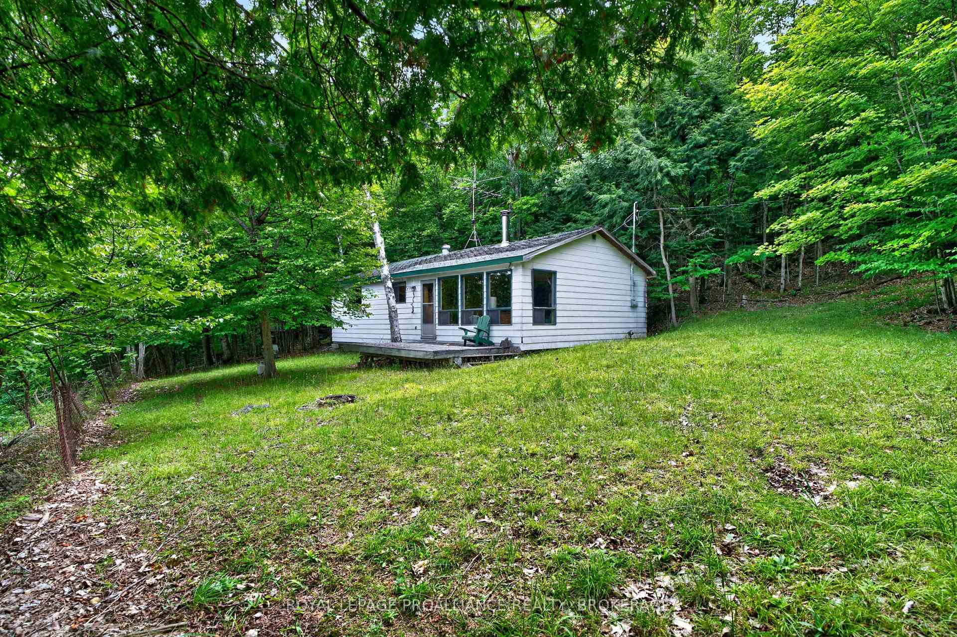 Photo 35 of 119 Cliff View Lane, Frontenac, Frontenac South — HOMEH