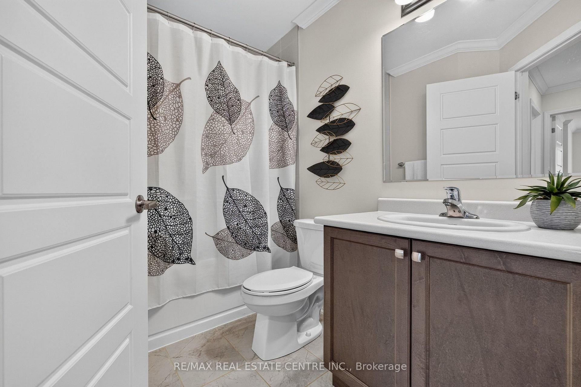 Photo 35 of 981 Alder Gate, Milton, Cobban — HOMEH