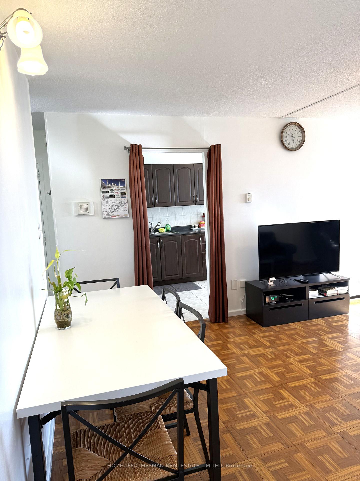Photo 7 of Unit 906, 725 Don Mills Road, Toronto, Flemingdon Park — HOMEH