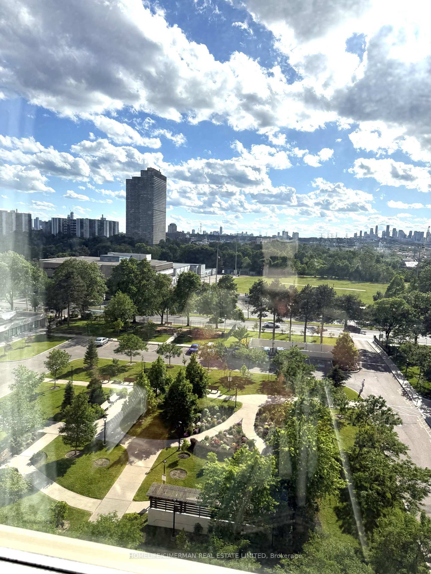 Photo 12 of Unit 906, 725 Don Mills Road, Toronto, Flemingdon Park — HOMEH