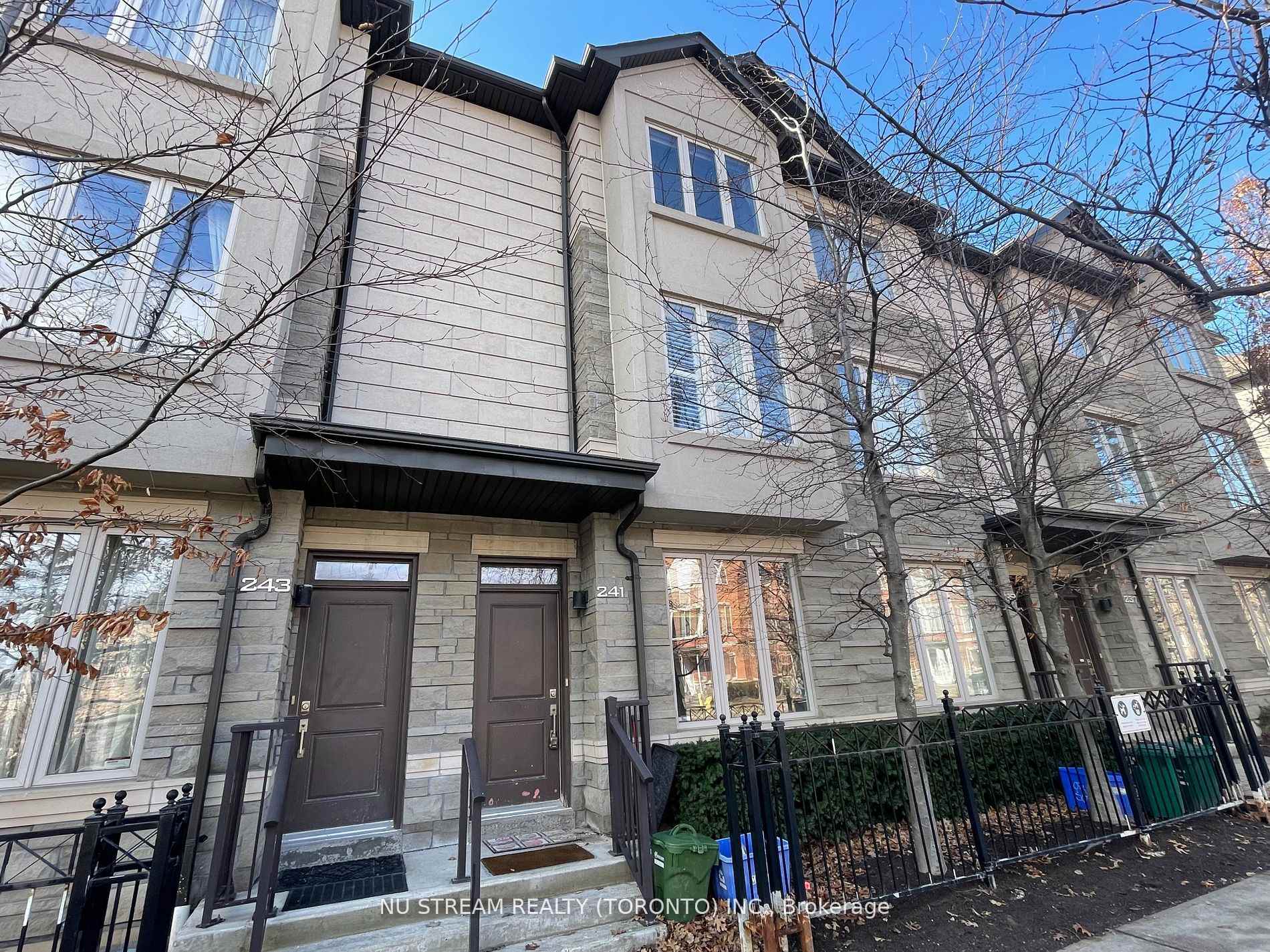 Photo 1 of 241 South Park Road, Markham, Commerce Valley — HOMEH