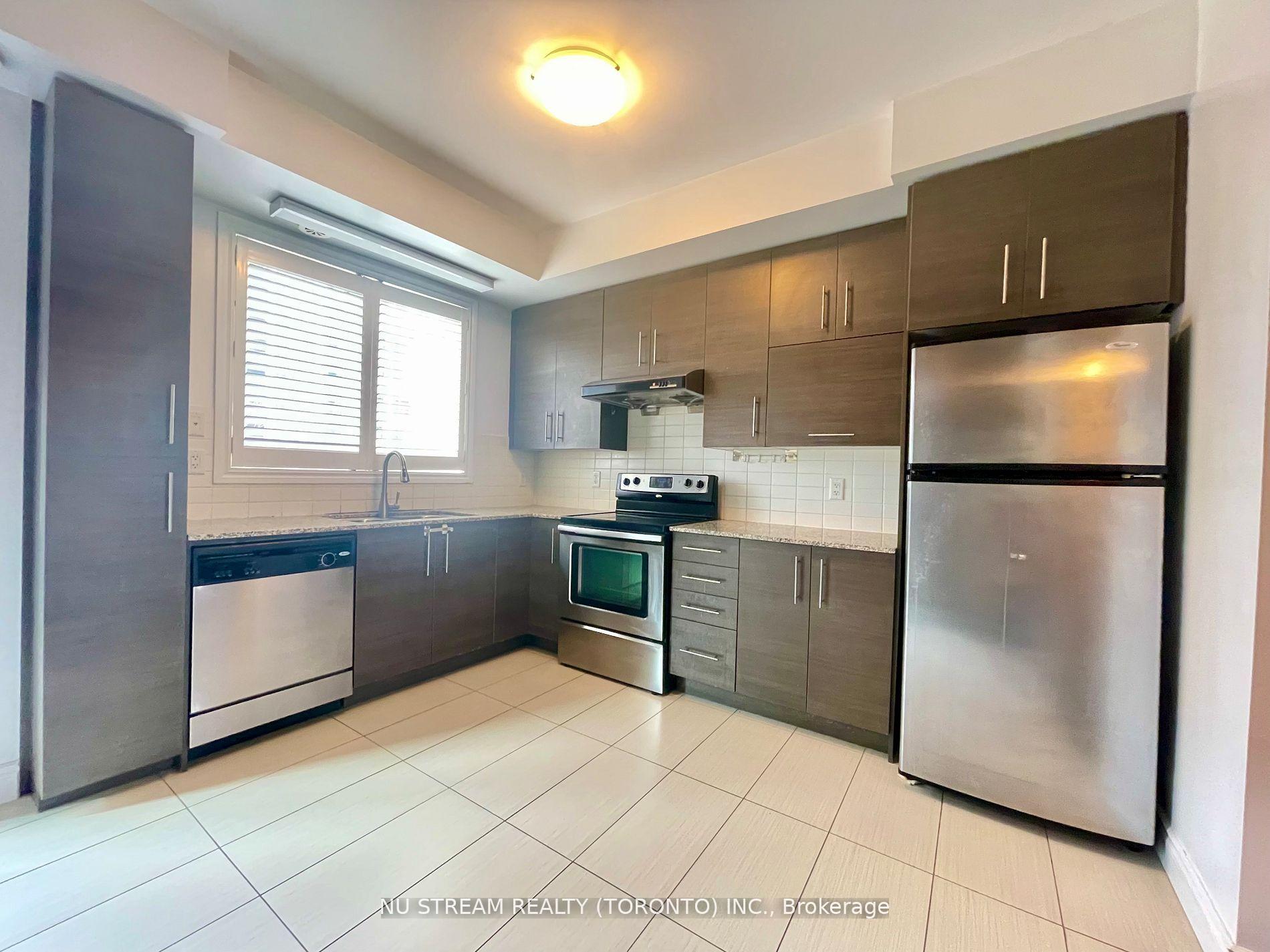 Photo 7 of 241 South Park Road, Markham, Commerce Valley — HOMEH