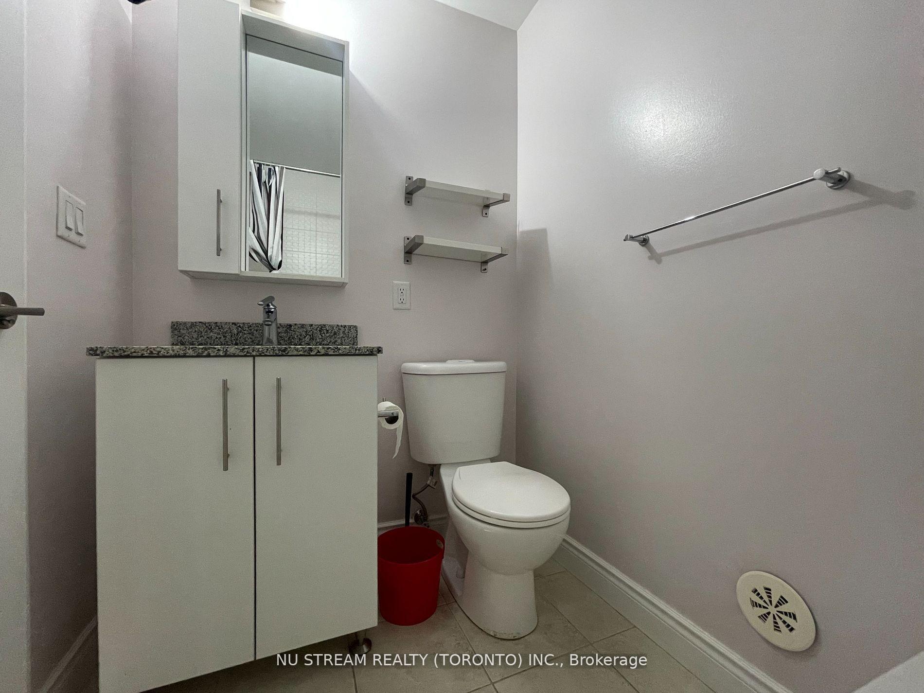 Photo 16 of 241 South Park Road, Markham, Commerce Valley — HOMEH