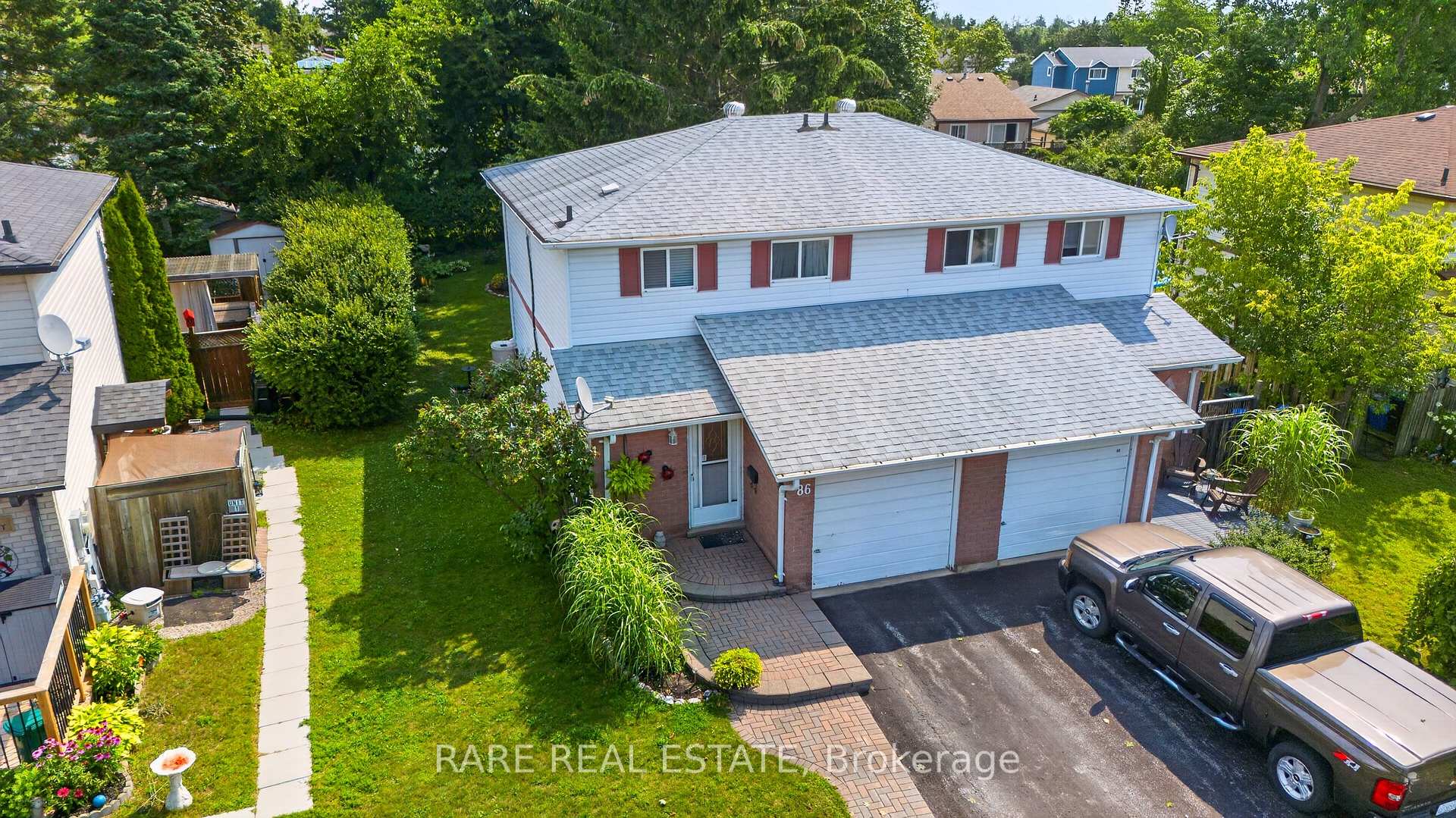 Photo 2 of 86 Mowat Crescent, Barrie, Letitia Heights — HOMEH