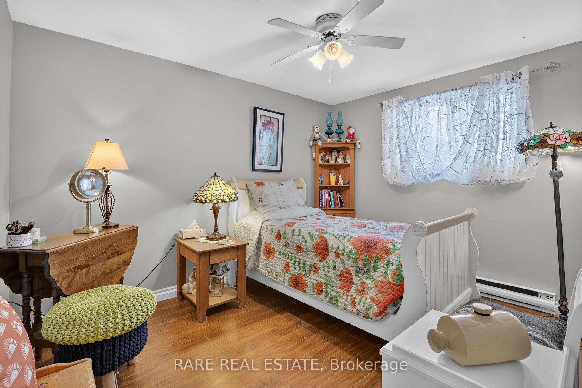 Photo 26 of 86 Mowat Crescent, Barrie, Letitia Heights — HOMEH
