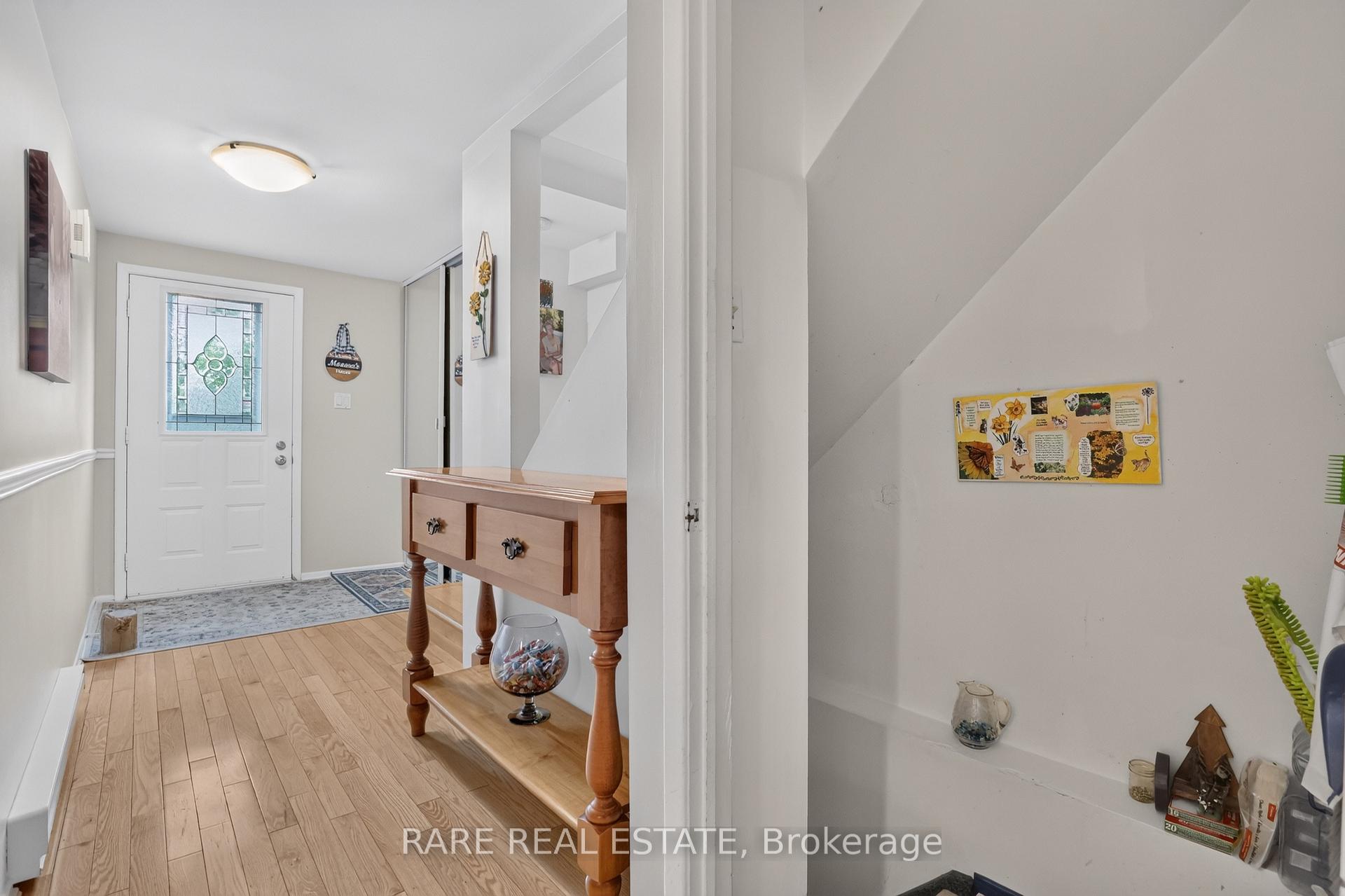 Photo 29 of 86 Mowat Crescent, Barrie, Letitia Heights — HOMEH